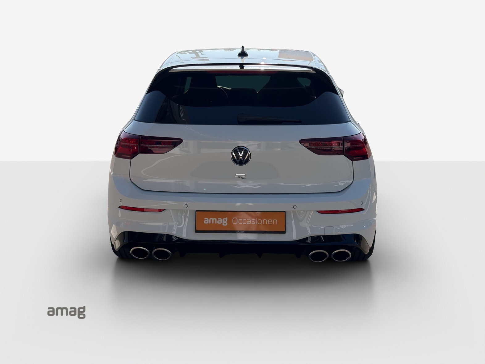 VW Golf 2.0 TSI R DSG 4Motion-showroom-element-3