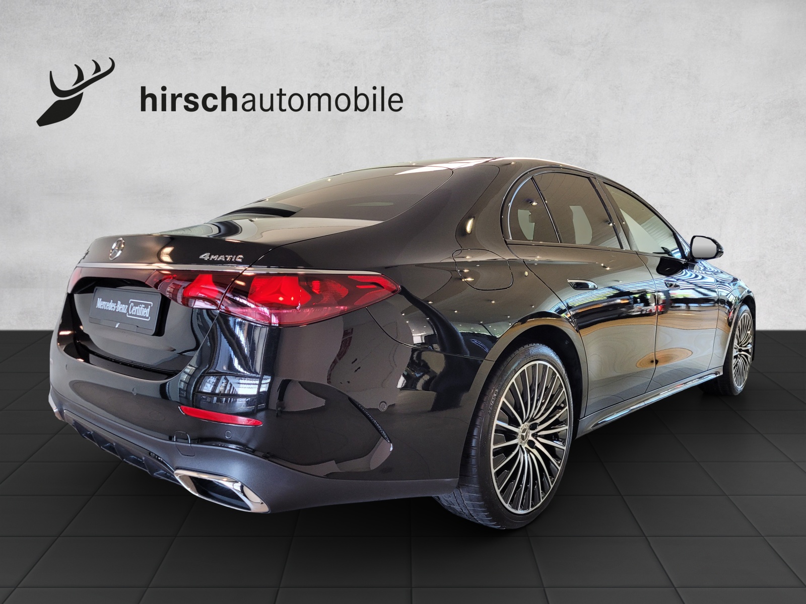 MERCEDES-BENZ E 400 e 4Matic 9G-Tronic-showroom-element-3