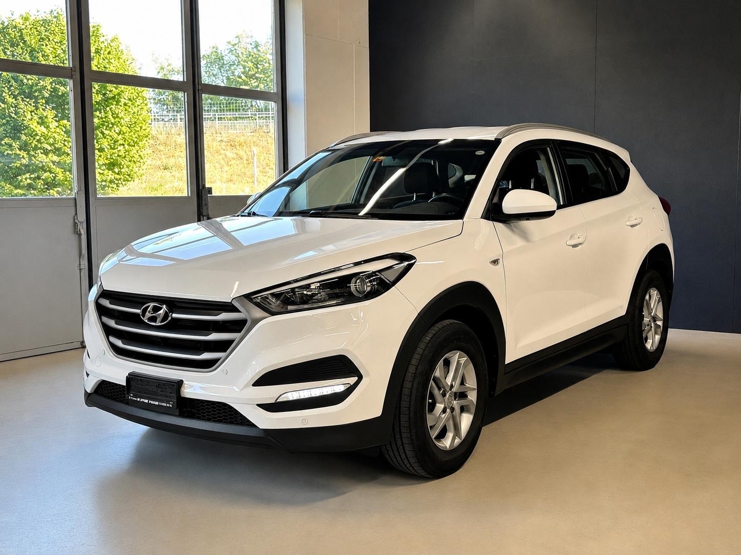 HYUNDAI Tucson 1.7 CRDI Origo 2WD DCT7-image-4