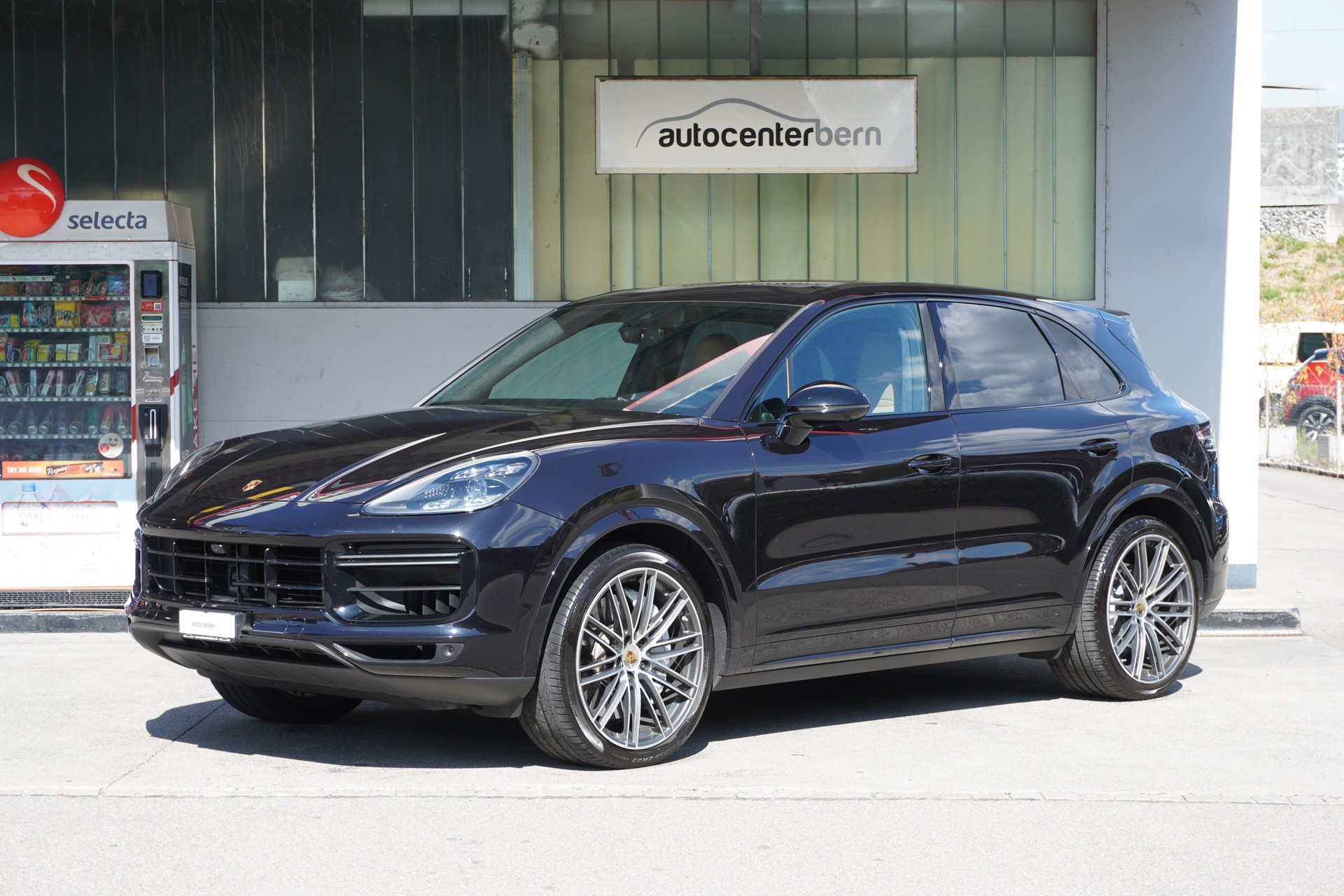 PORSCHE Cayenne Turbo