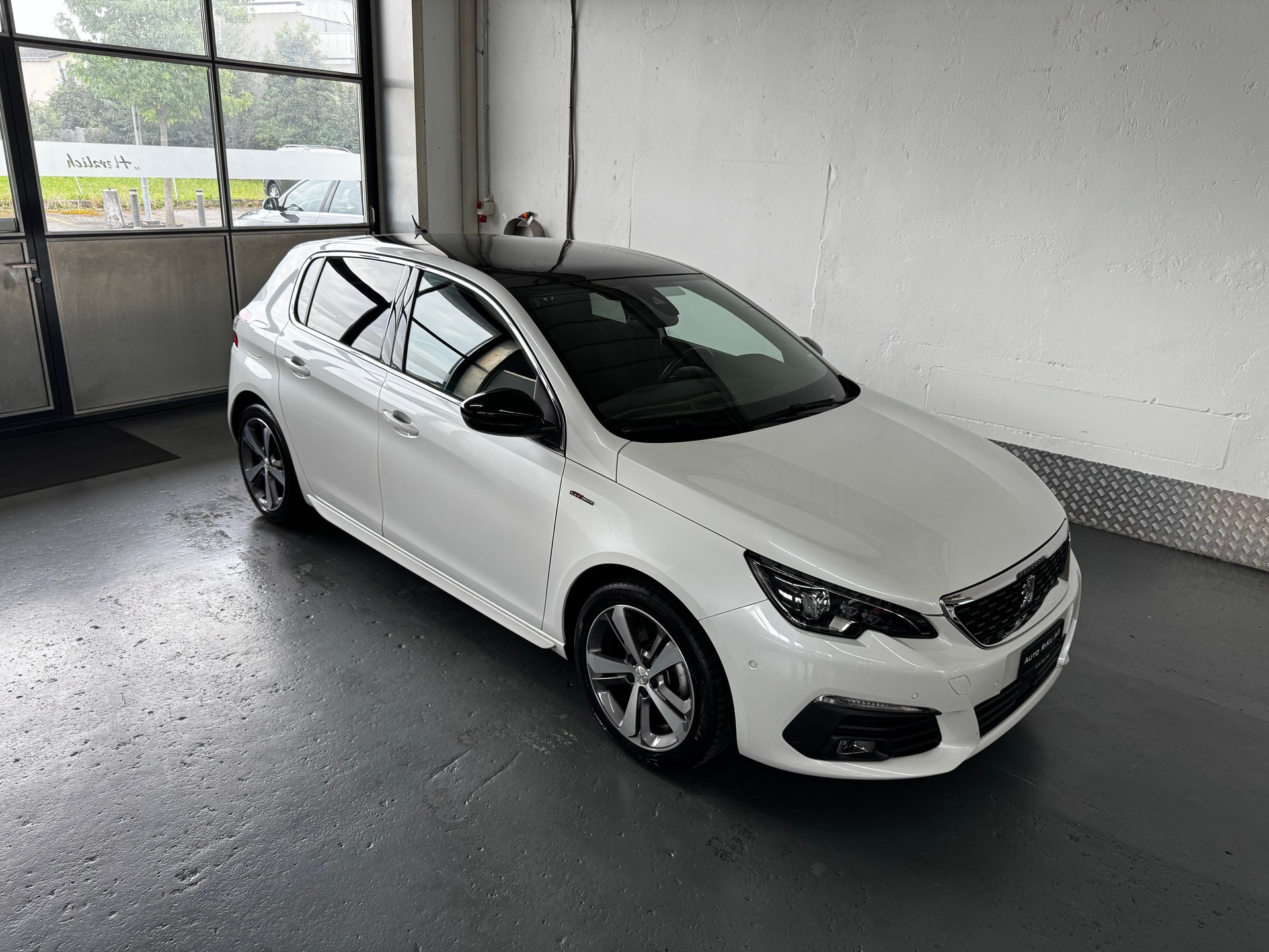 PEUGEOT 308 1.2 Pure Tech GT Line EAT6
