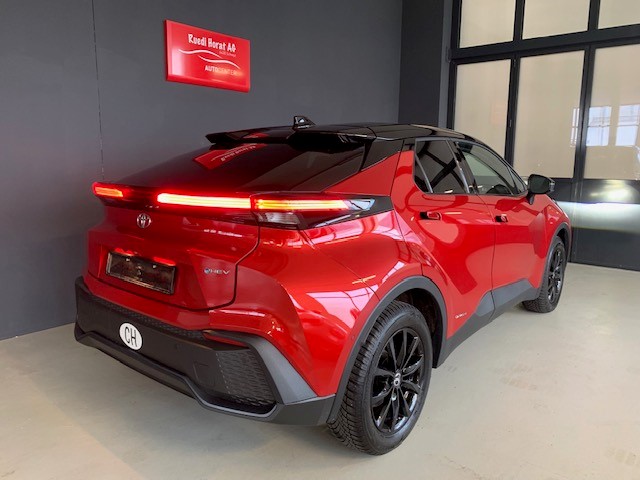 TOYOTA C-HR 2.0 HEV Trend 4x4-showroom-element-3