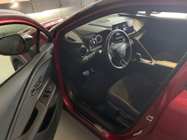 TOYOTA C-HR 2.0 HEV Trend 4x4-image-9