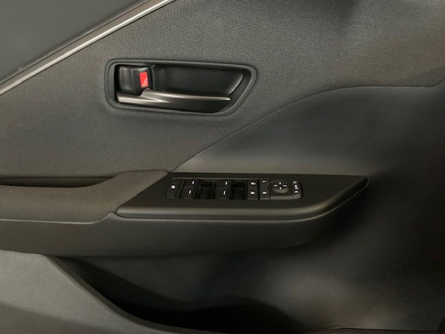 TOYOTA C-HR 2.0 HEV Trend 4x4-image-13