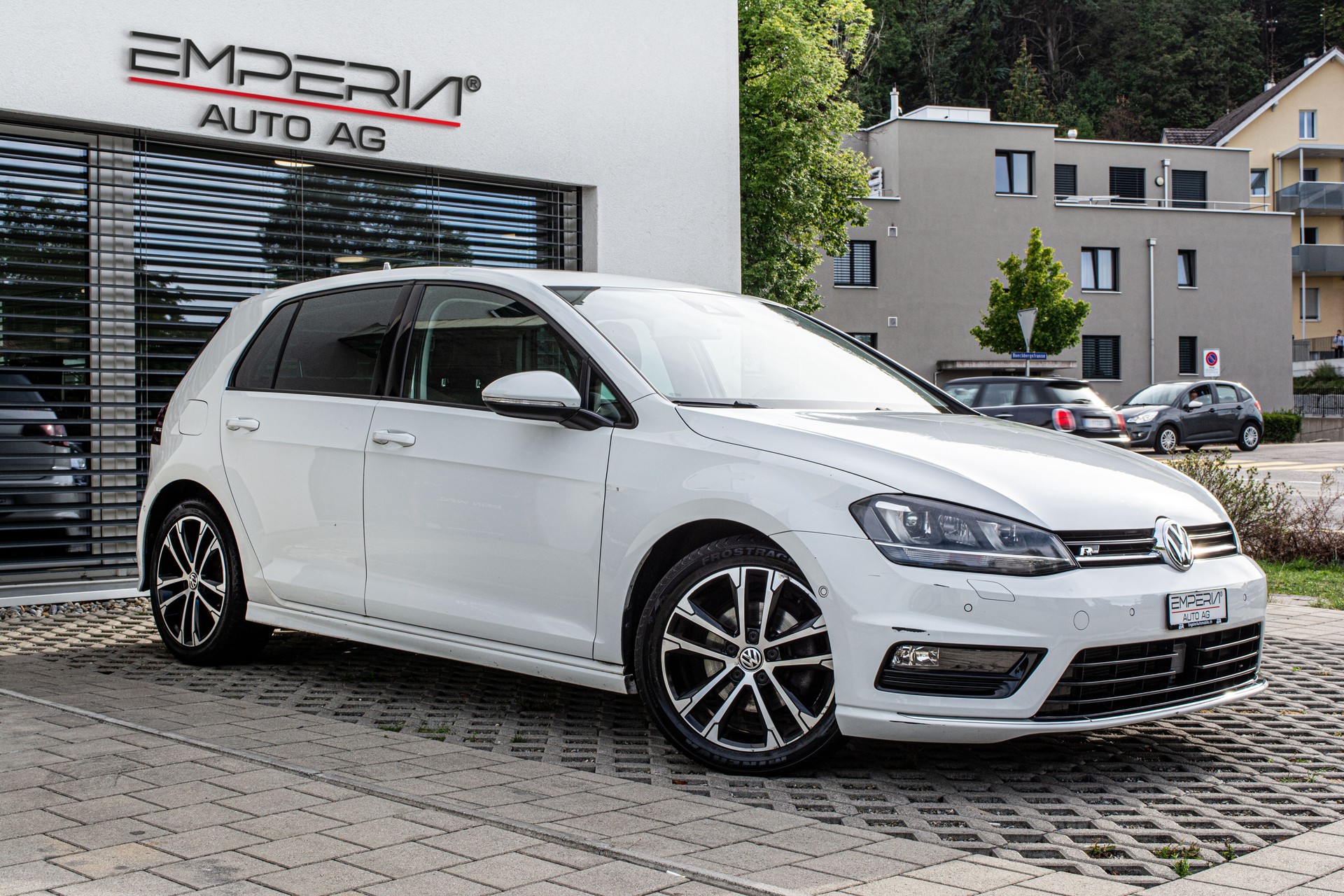 VW Golf 1.4 TSI R-Line Design DSG-showroom-element-2