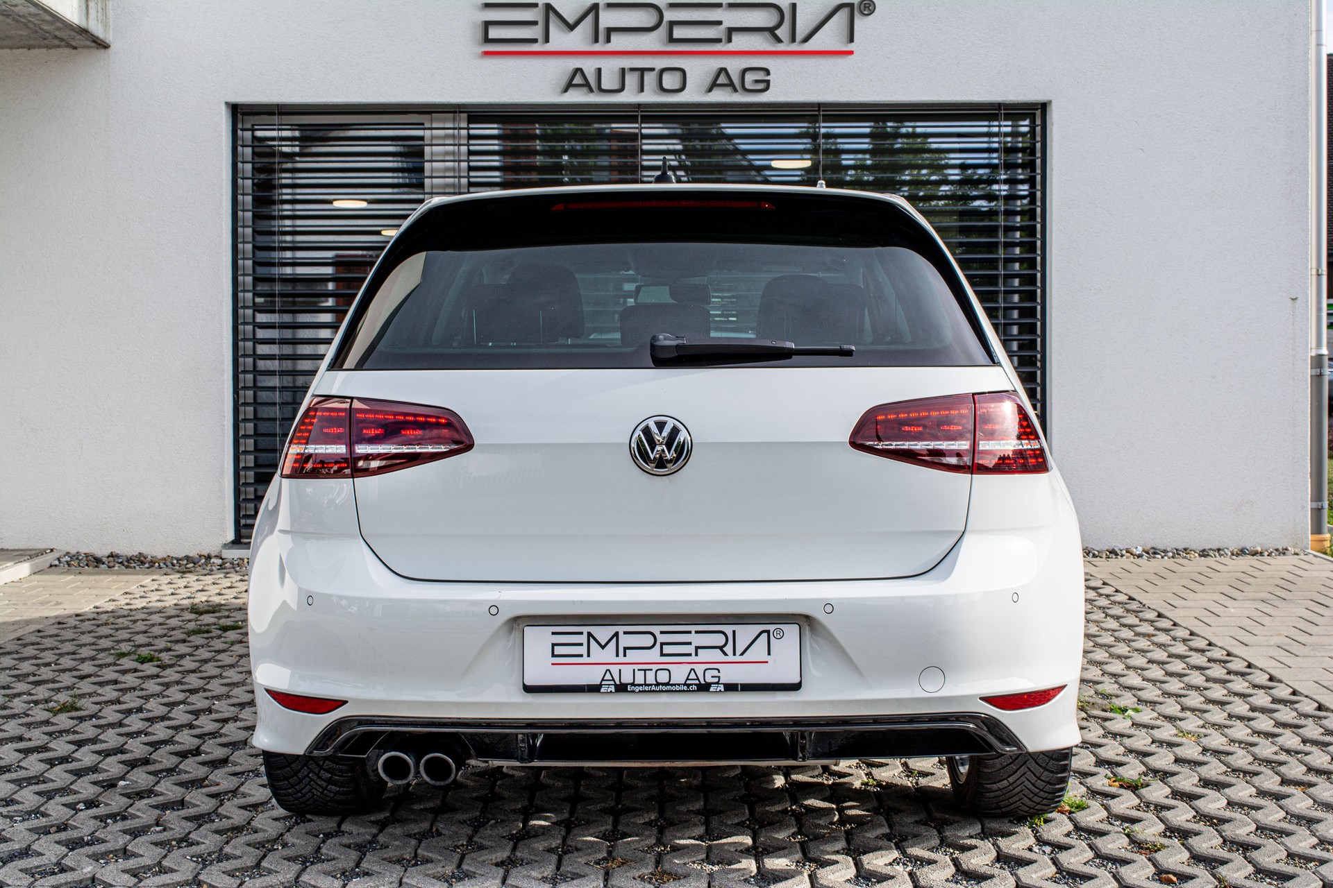 VW Golf 1.4 TSI R-Line Design DSG-image-10