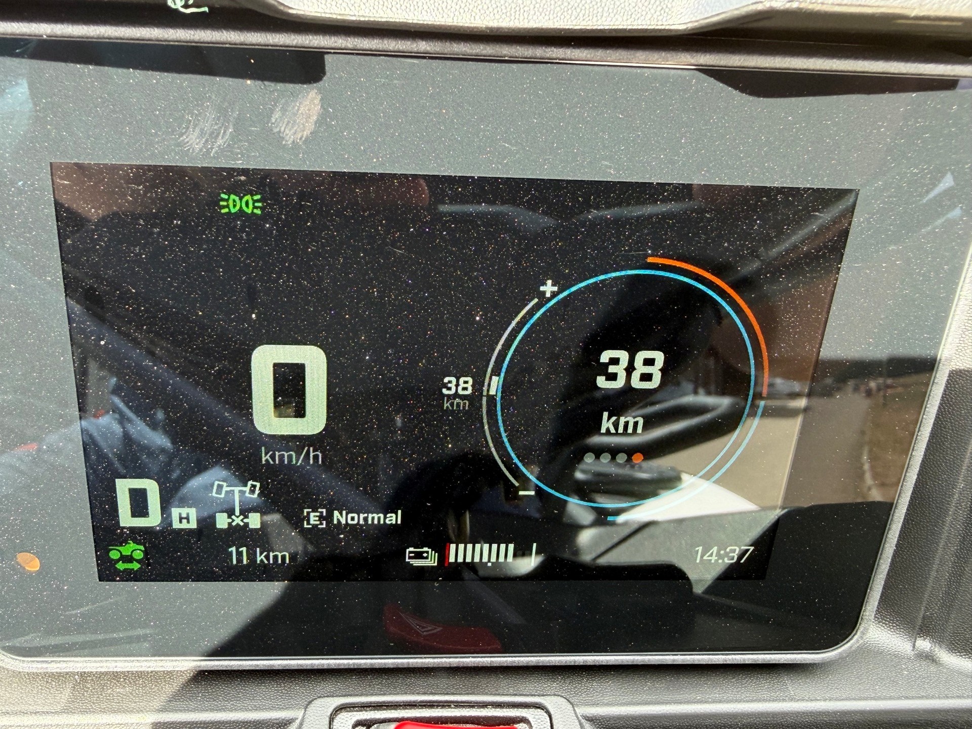 CAN-AM MAX ELECTRIC-image-6