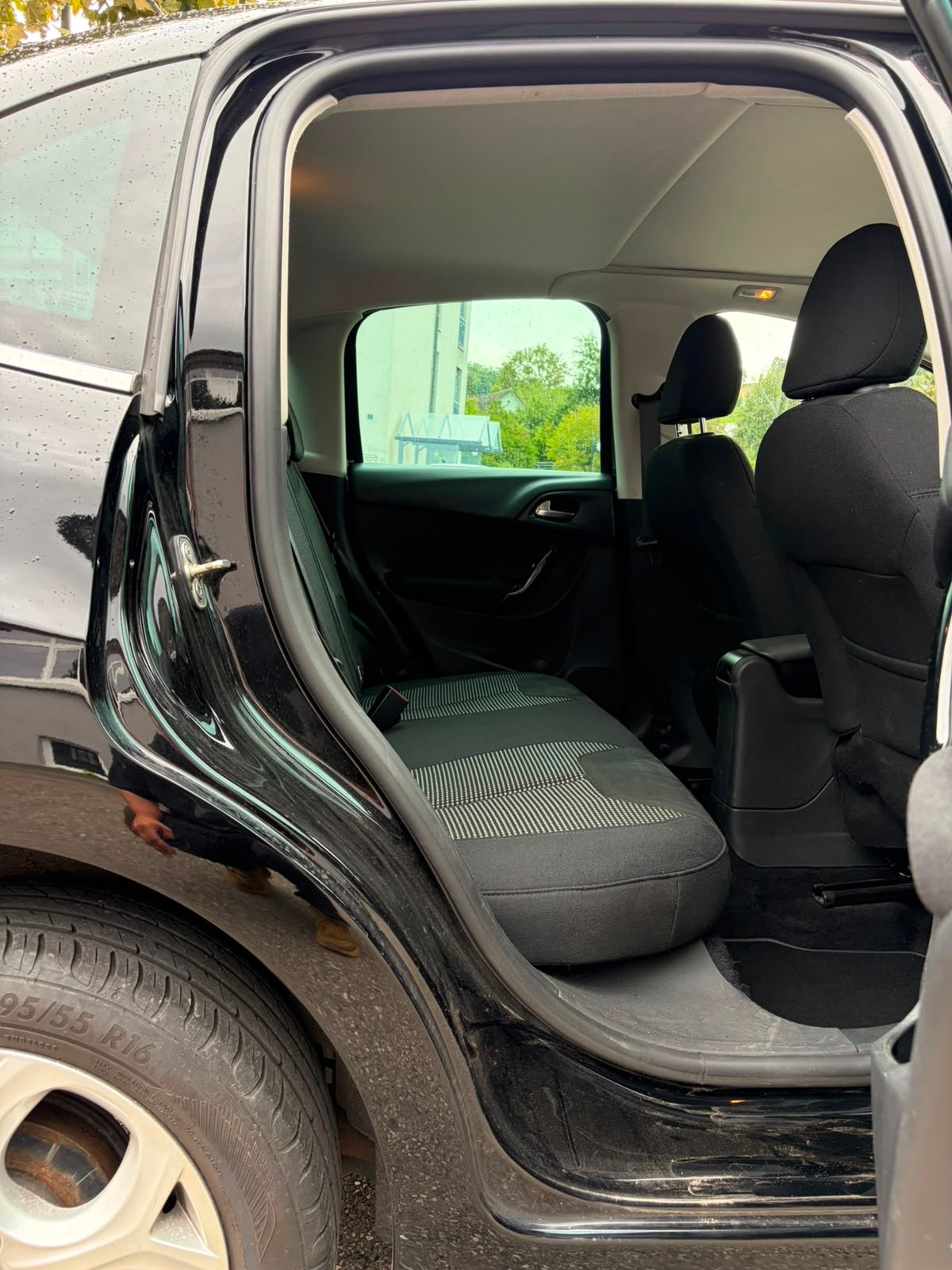 CITROEN C3 1.2i Exclusive-image-9