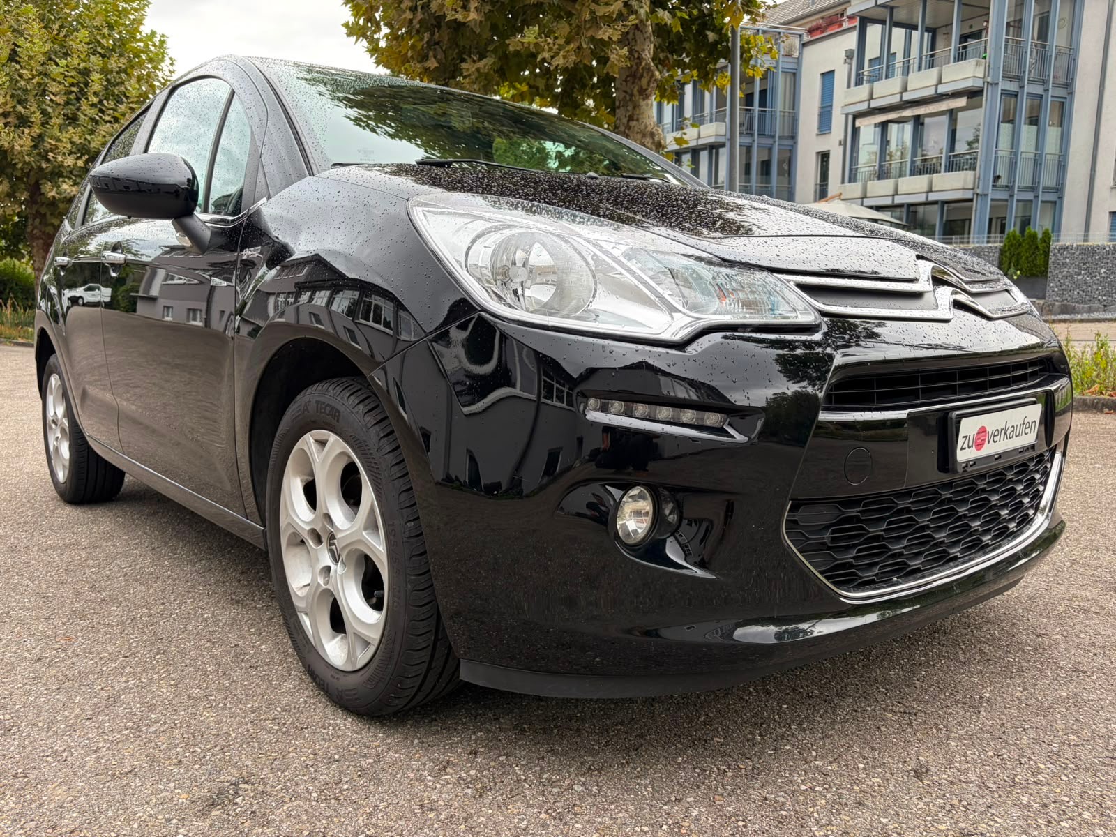 CITROEN C3 1.2i Exclusive-image-2
