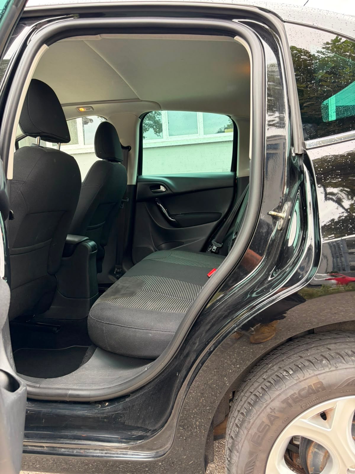 CITROEN C3 1.2i Exclusive-image-10
