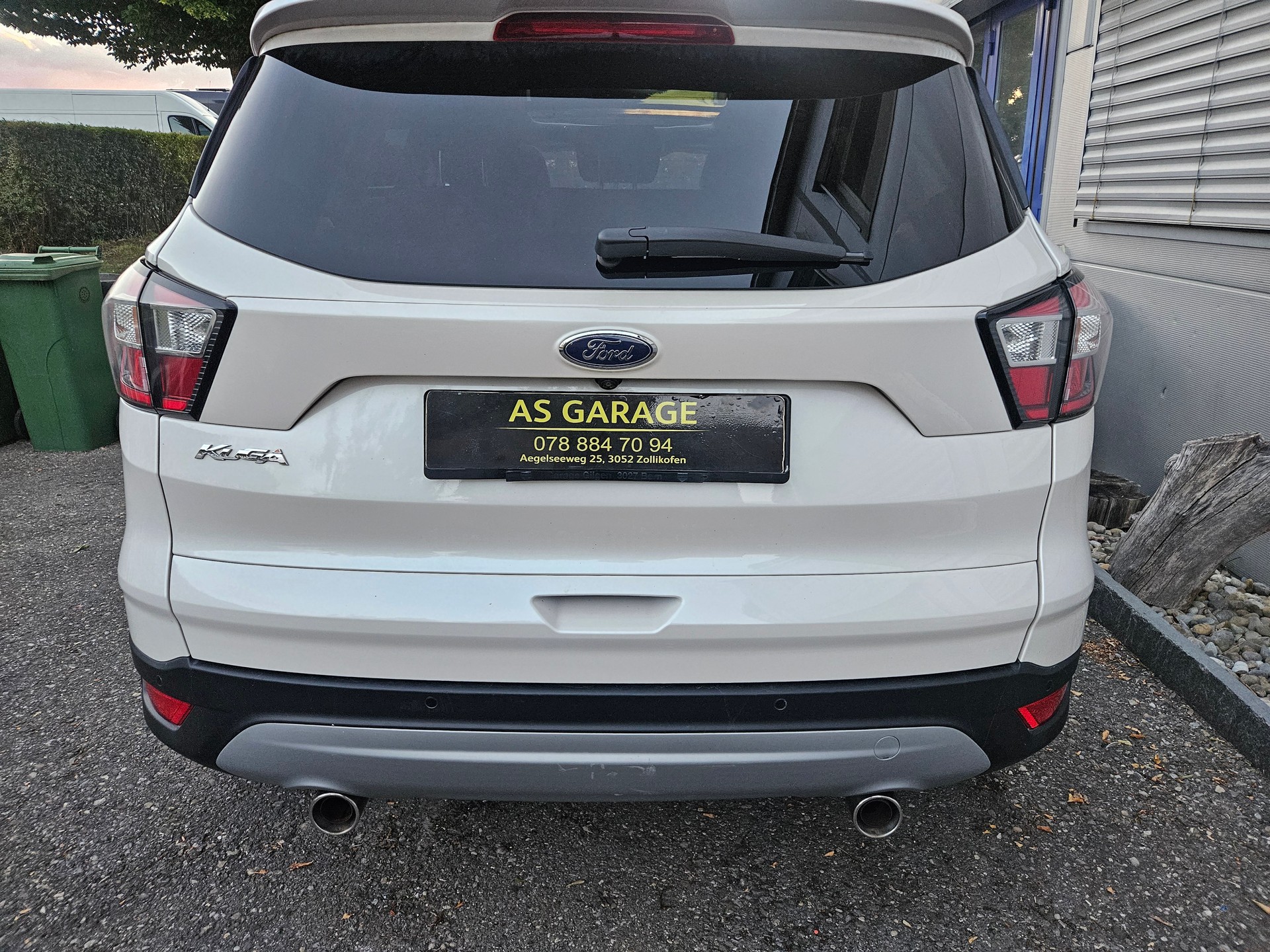 FORD Kuga 2.0 TDCi Titanium 4WD PowerShift-image-4