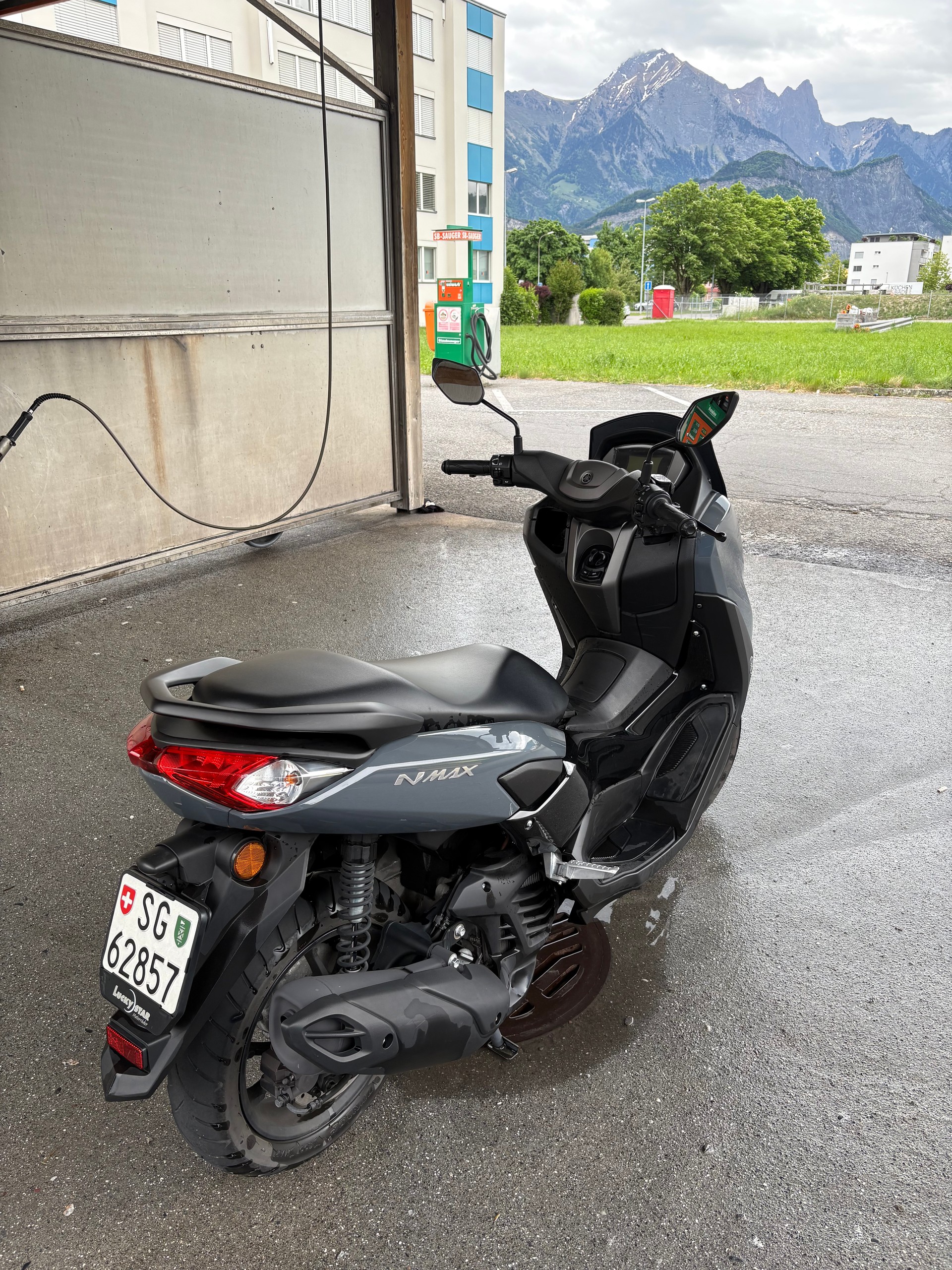 YAMAHA N-Max GPD 125-image-2