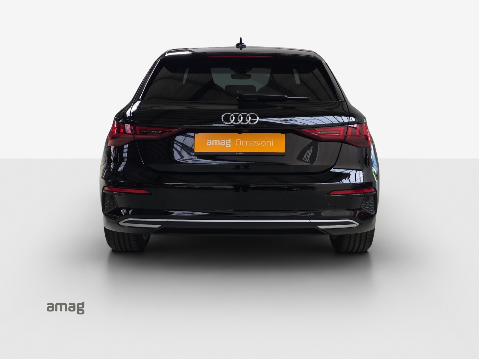 AUDI A3 Sportback 35 TFSI S line Attraction S-tronic-showroom-element-3