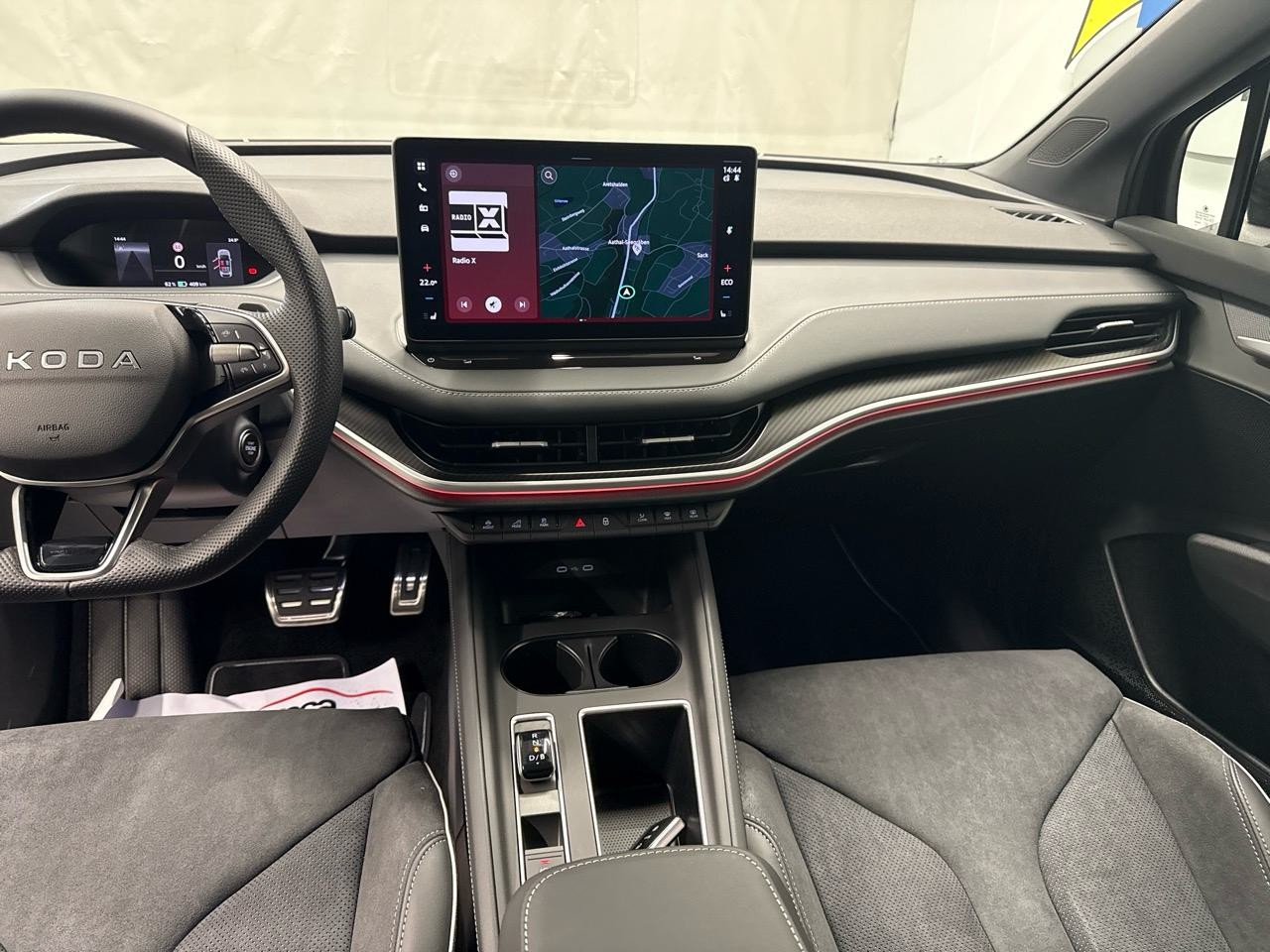 SKODA Elroq 85 Sportline-image-4
