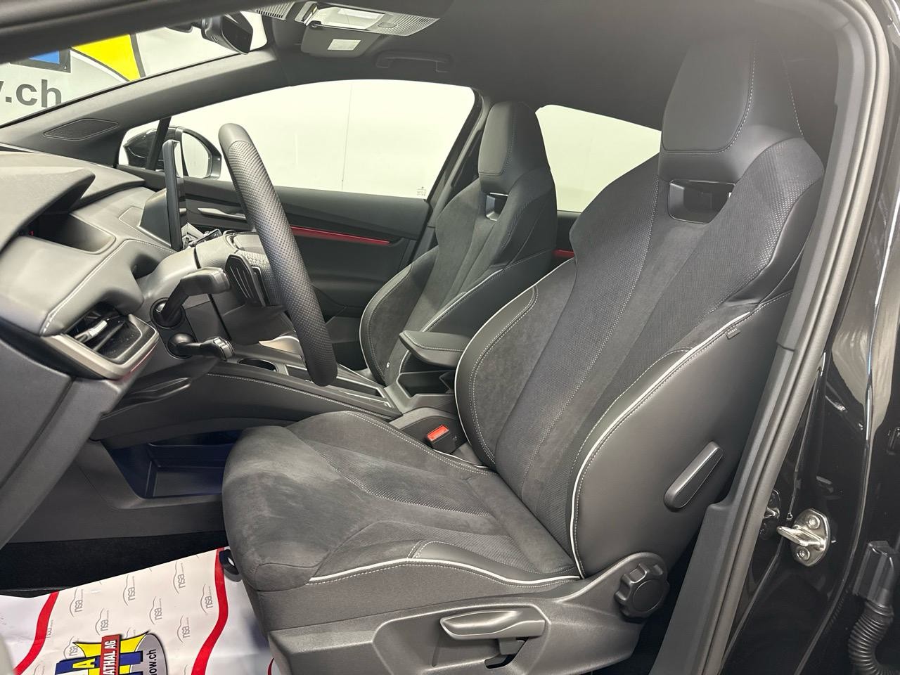 SKODA Elroq 85 Sportline-showroom-element-3
