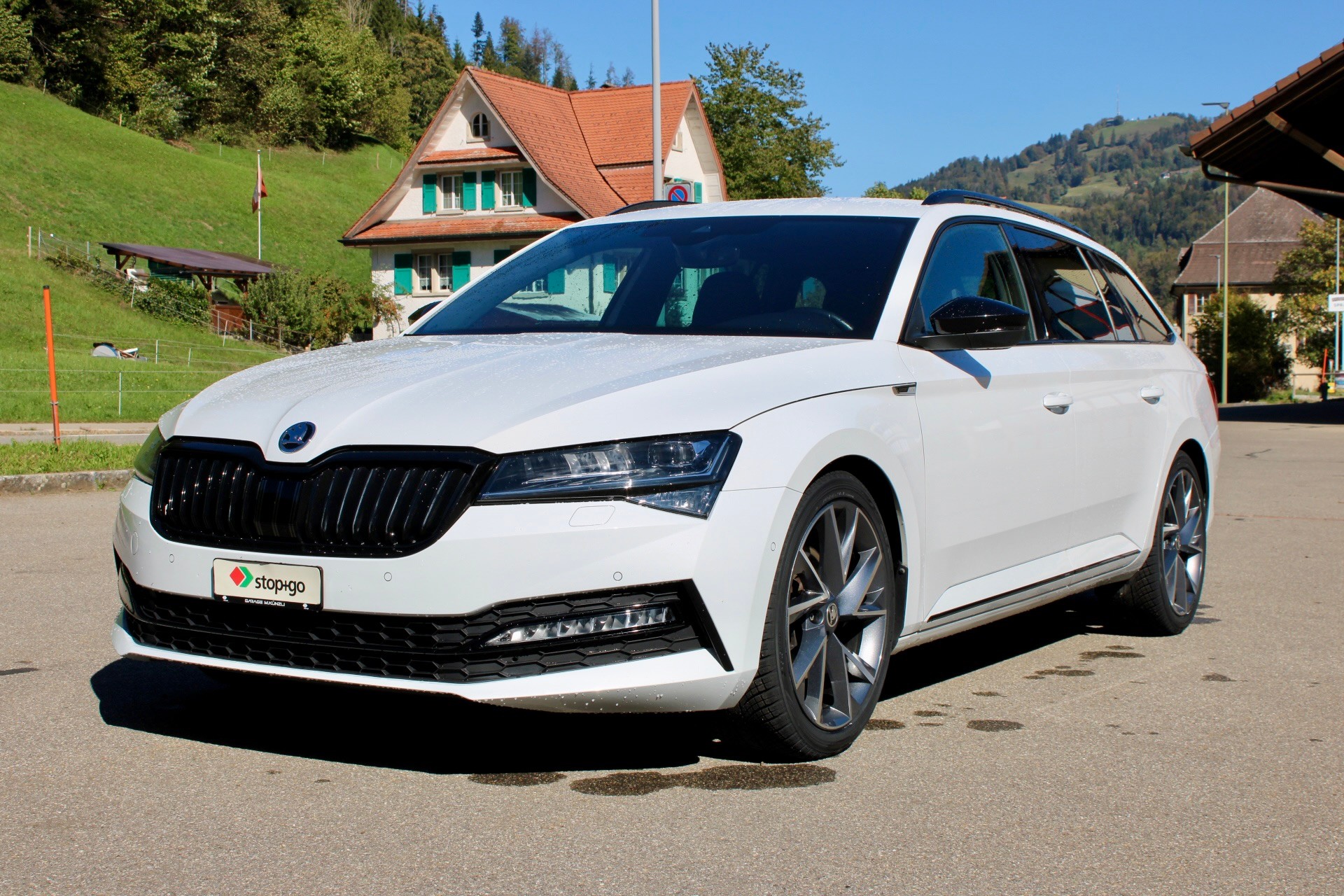 SKODA Superb Combi 2.0 TDi SportLine 4x4 DSG