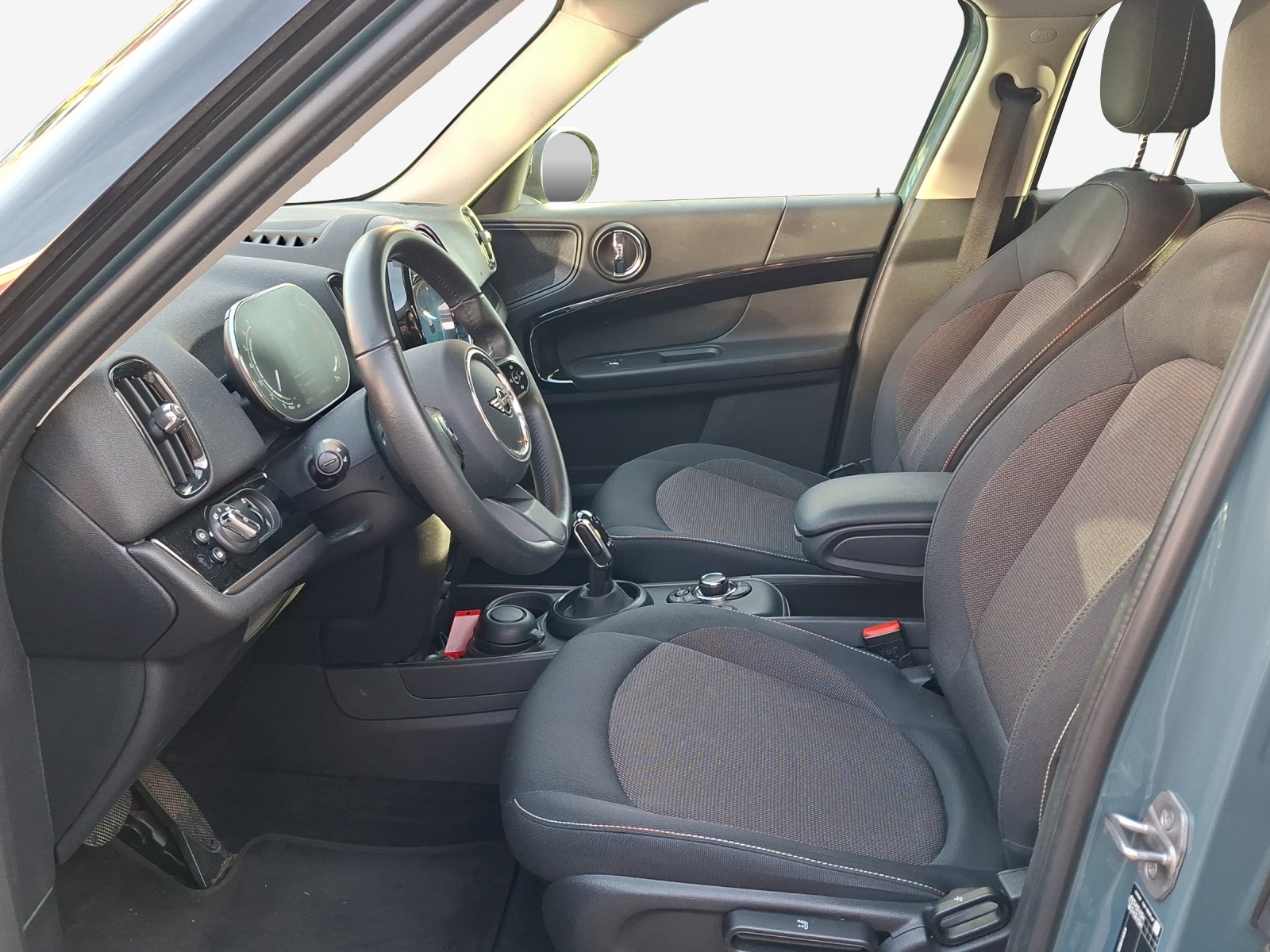 MINI Countryman Cooper SE ALL4 PHEV Steptronic-image-7