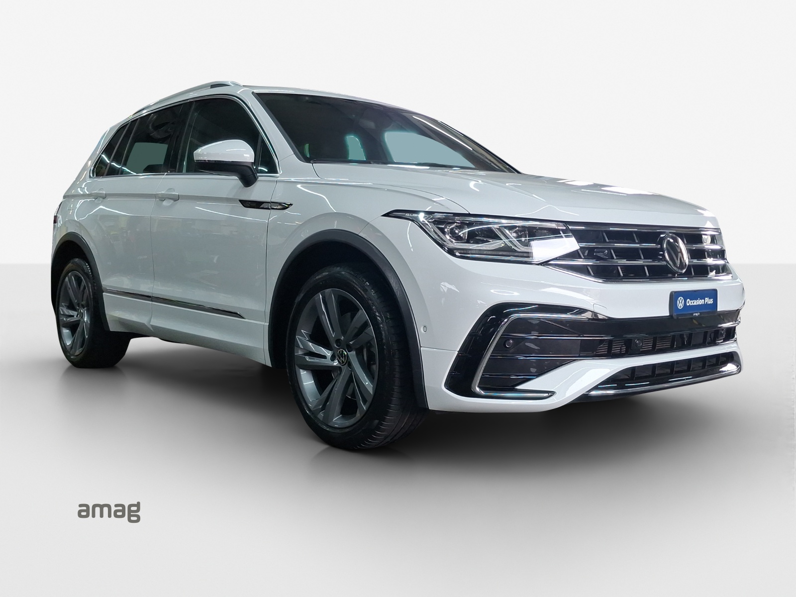 VW Tiguan 2.0TSI R-Line 4Motion DSG-image-5