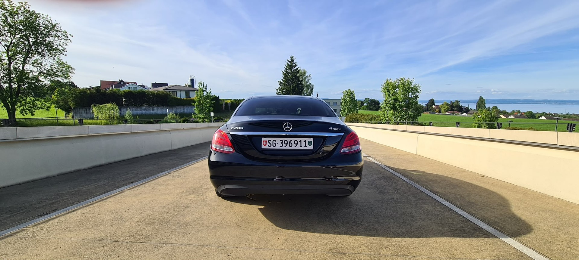 MERCEDES-BENZ C 200 Exclusive 4Matic 7G-Tronic-showroom-element-3
