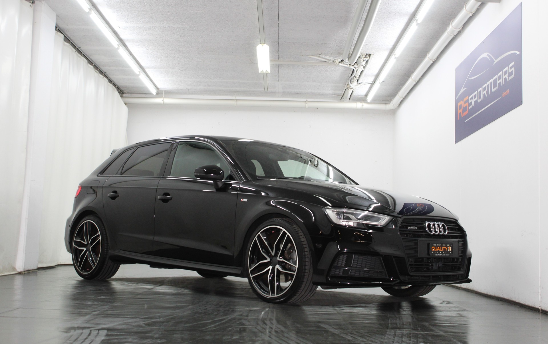 AUDI A3 Sportback 40 TFSI Sport Attraction quattro S-tronic S line Plus Sportpaket / CH-Fahrzeug