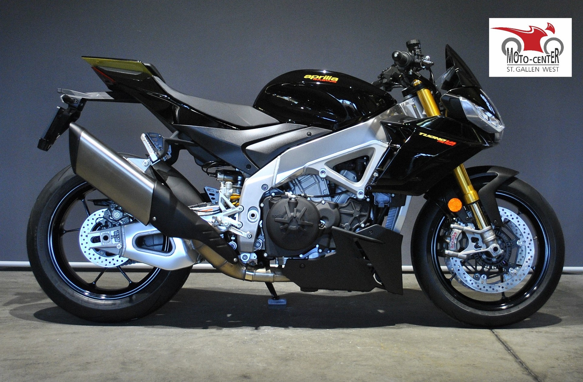 APRILIA Tuono V4 1100 Factory-image-1