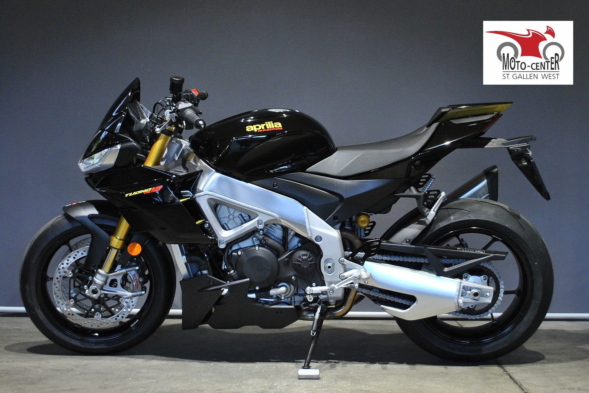 APRILIA Tuono V4 1100 Factory-image-2