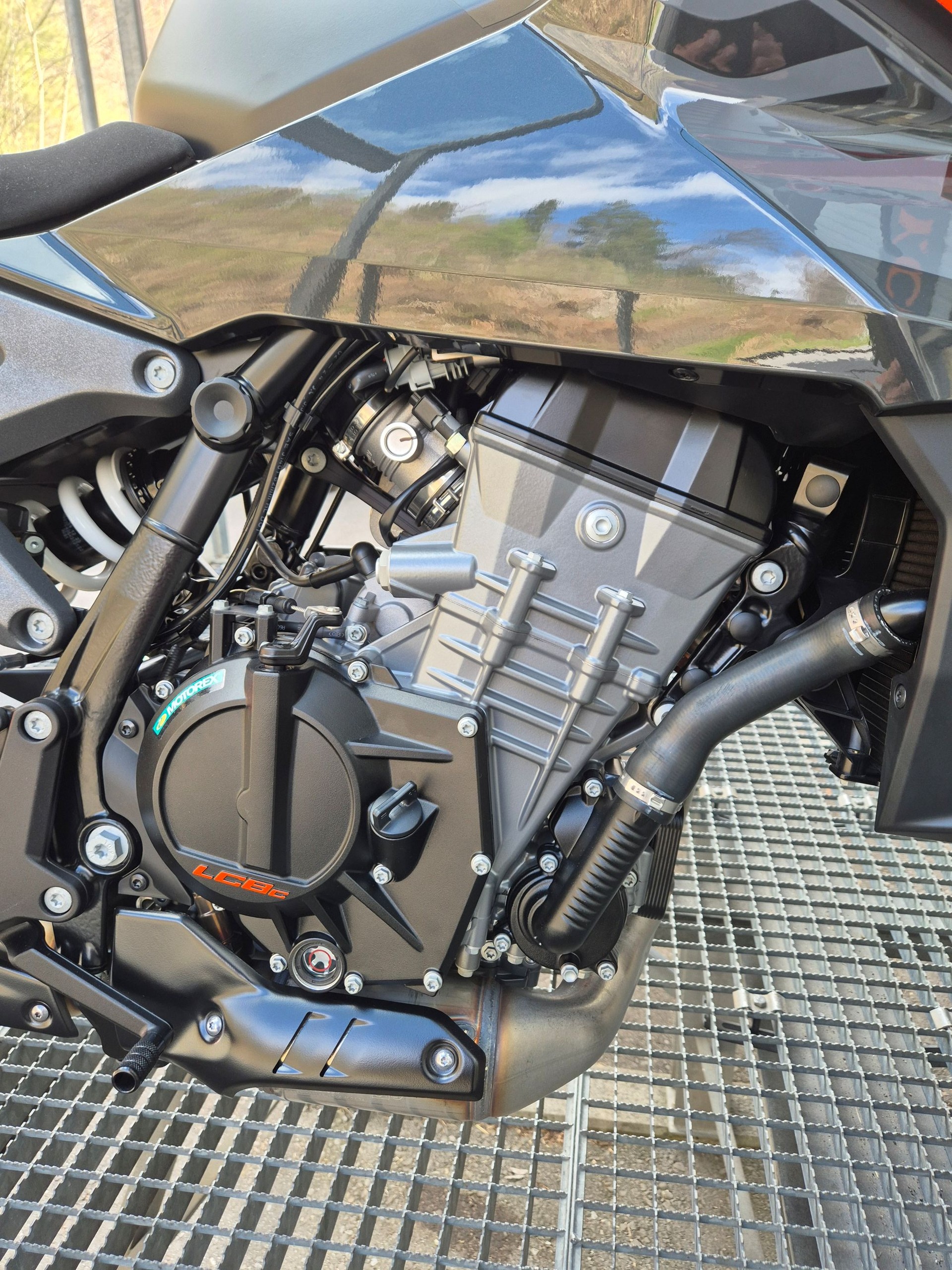 KTM 990 Duke-image-5