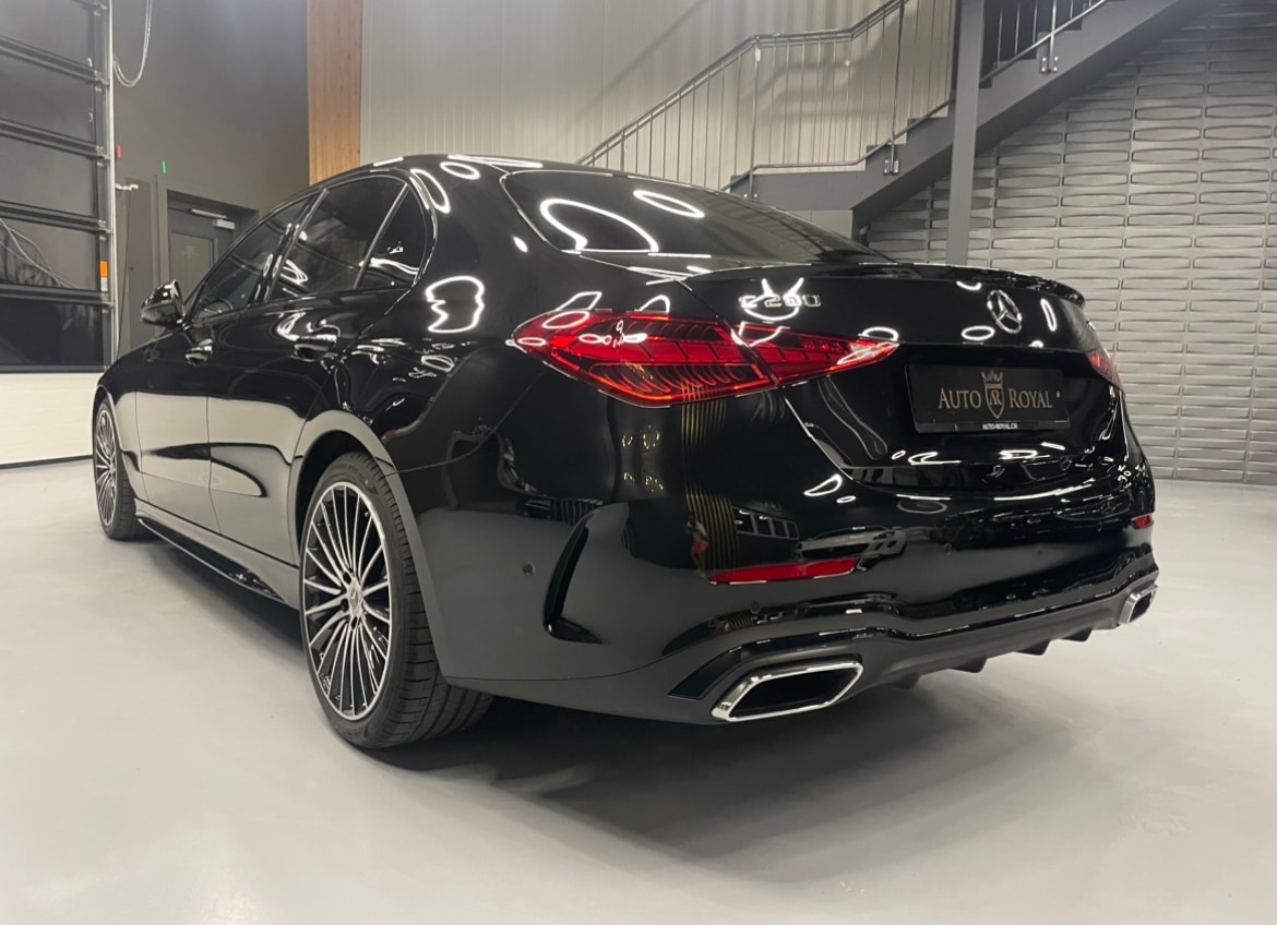 MERCEDES-BENZ C 200 AMG Line 4Matic-image-4