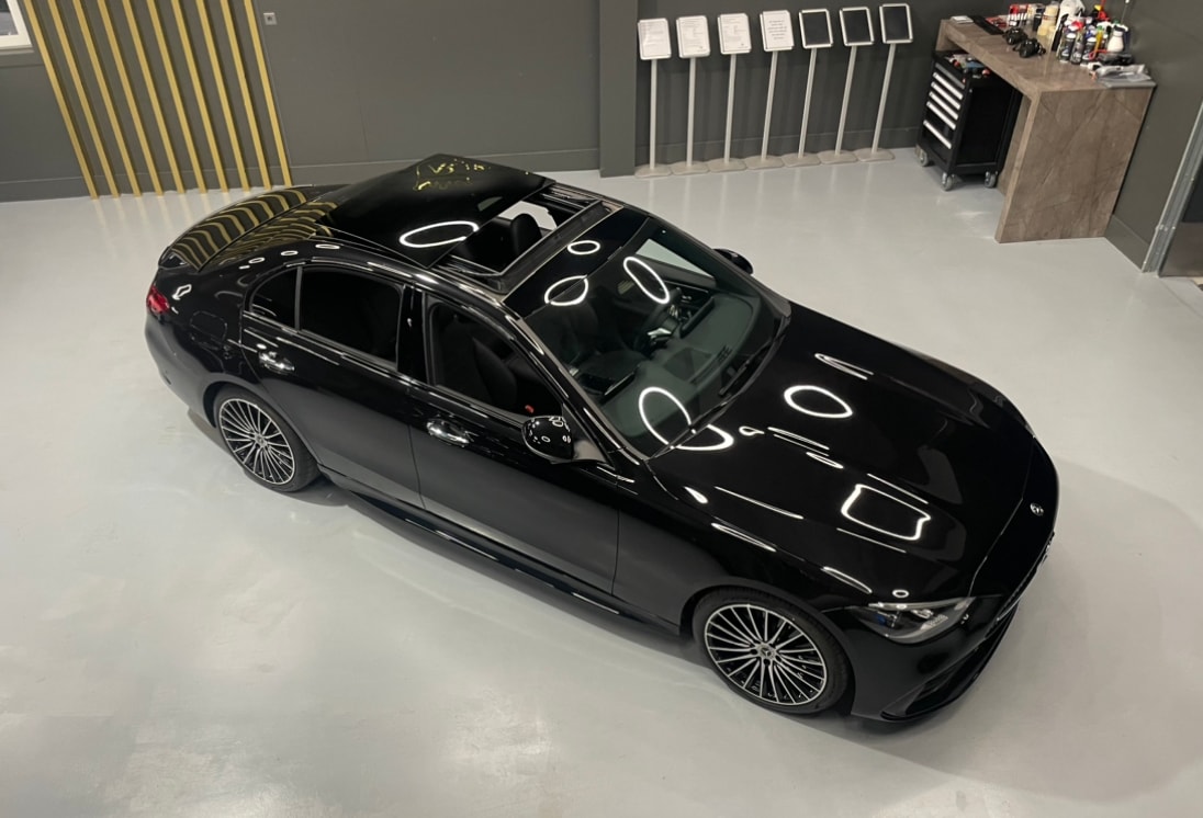 MERCEDES-BENZ C 200 AMG Line 4Matic-image-9