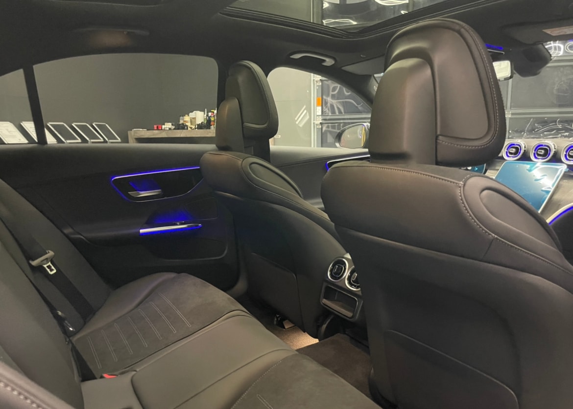 MERCEDES-BENZ C 200 AMG Line 4Matic-image-16