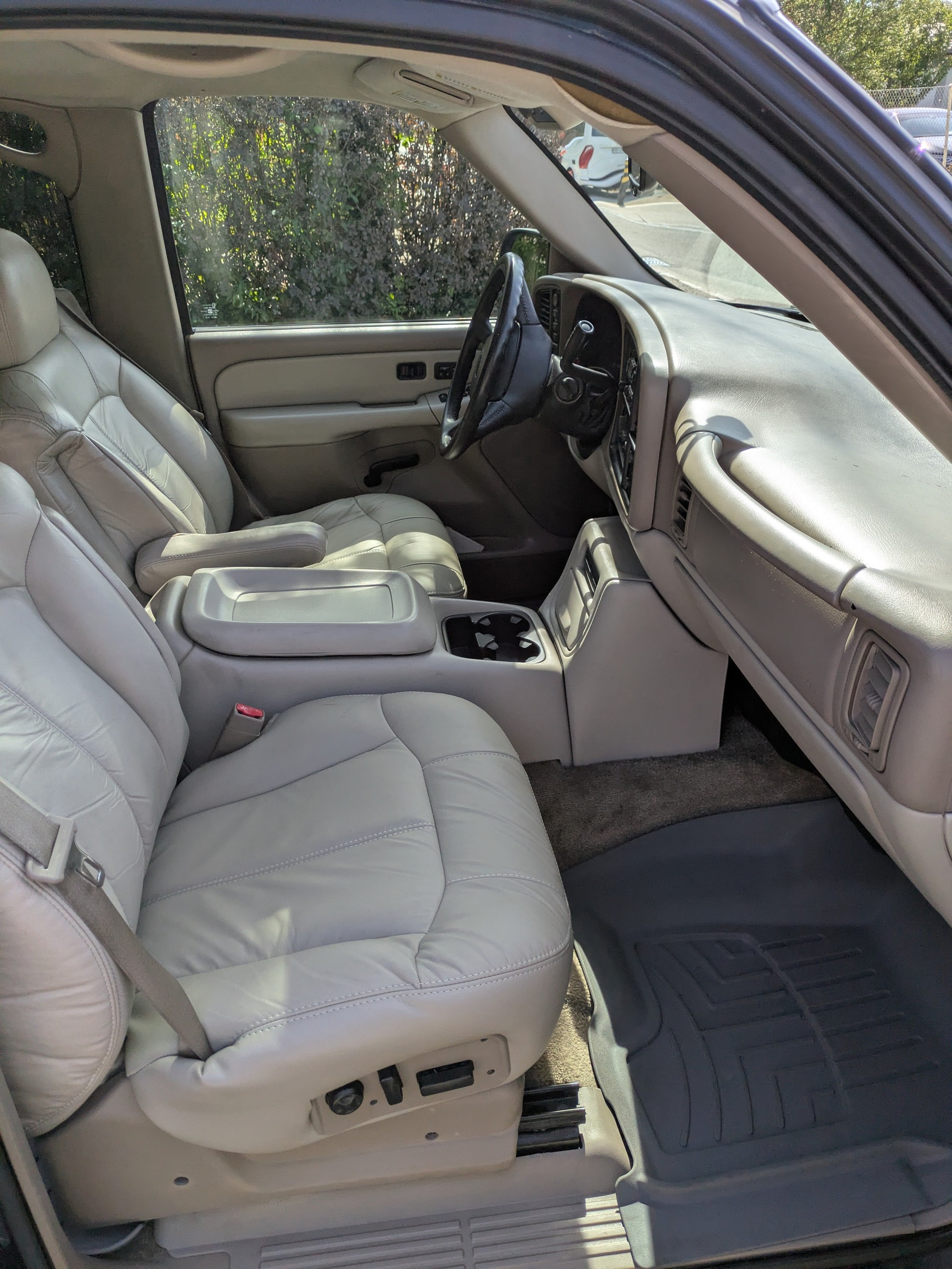 CHEVROLET Tahoe 5.3 Autotrac N-image-12