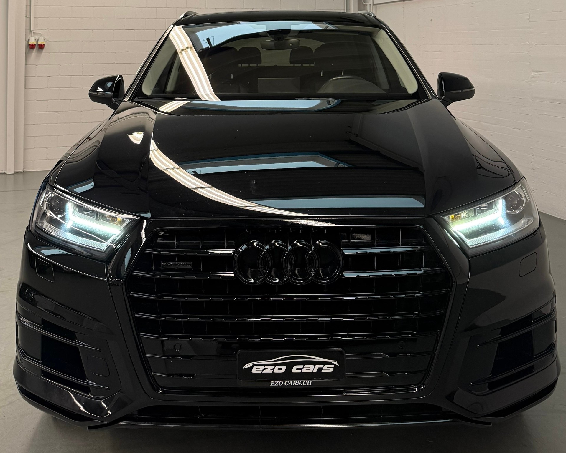 AUDI Q7 50 TDI quattro tiptronic All Black Performance 7Plätzer-showroom-element-1
