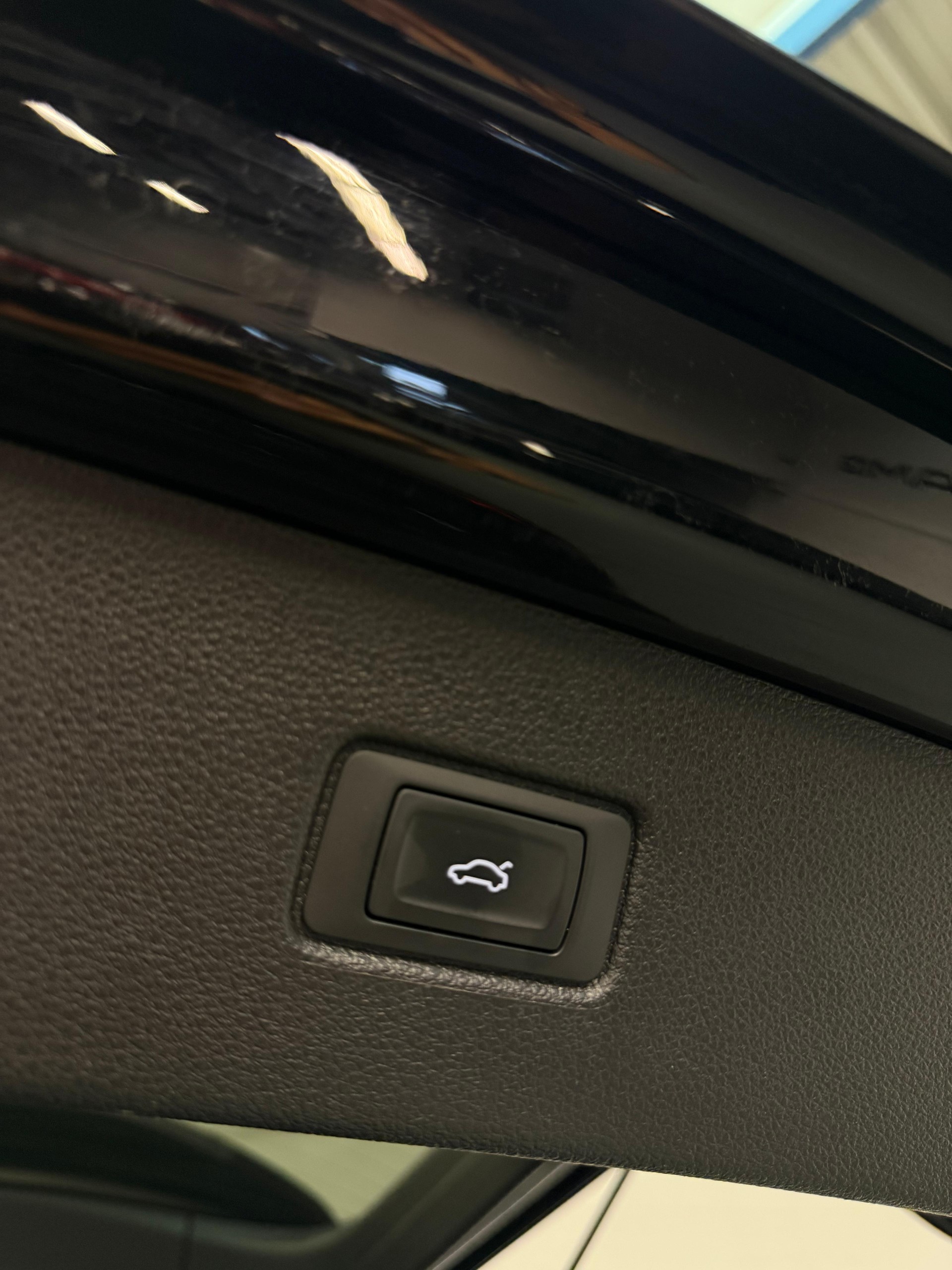 AUDI Q7 50 TDI quattro tiptronic All Black Performance 7Plätzer-image-13