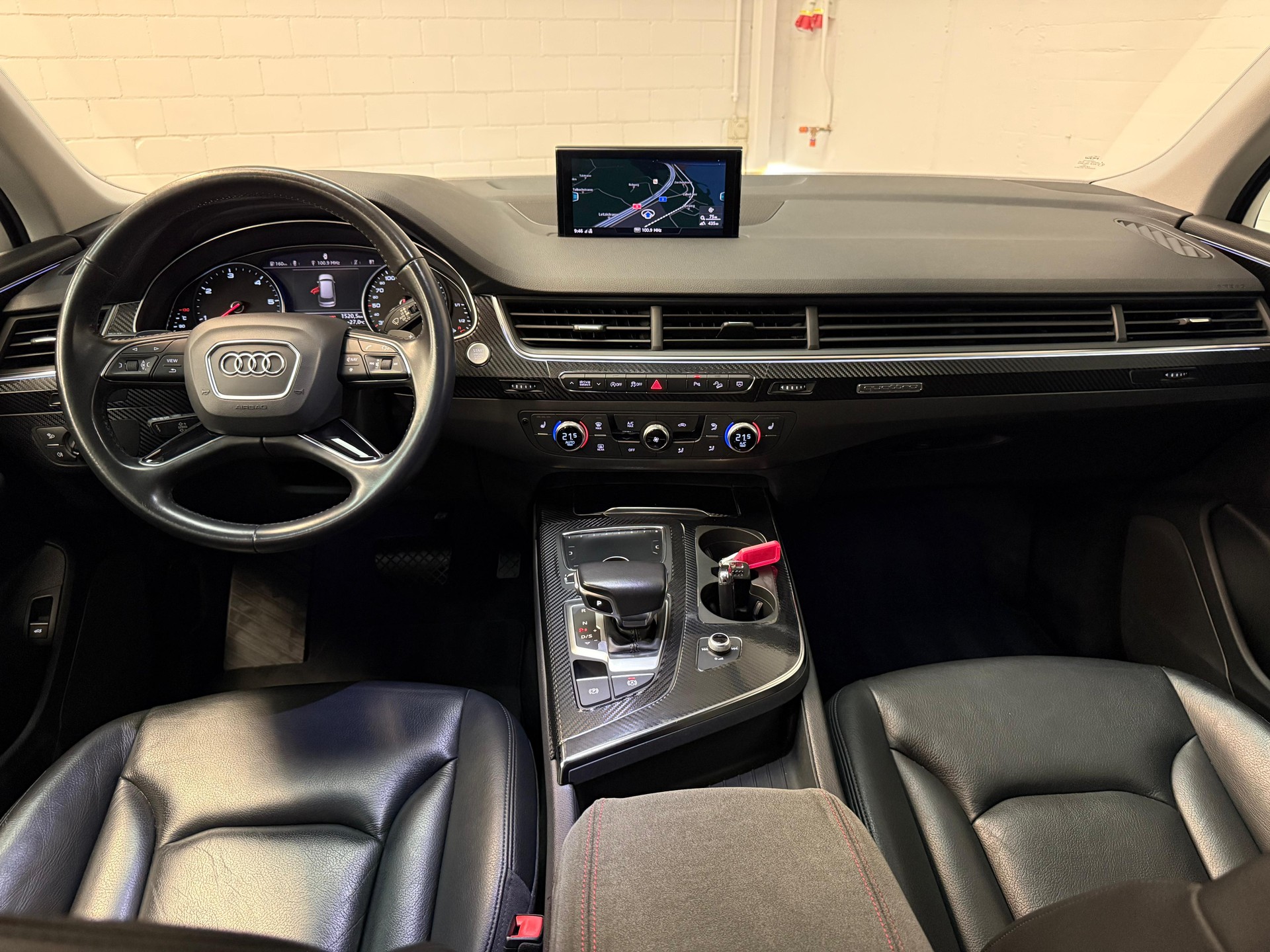 AUDI Q7 50 TDI quattro tiptronic All Black Performance 7Plätzer-image-16