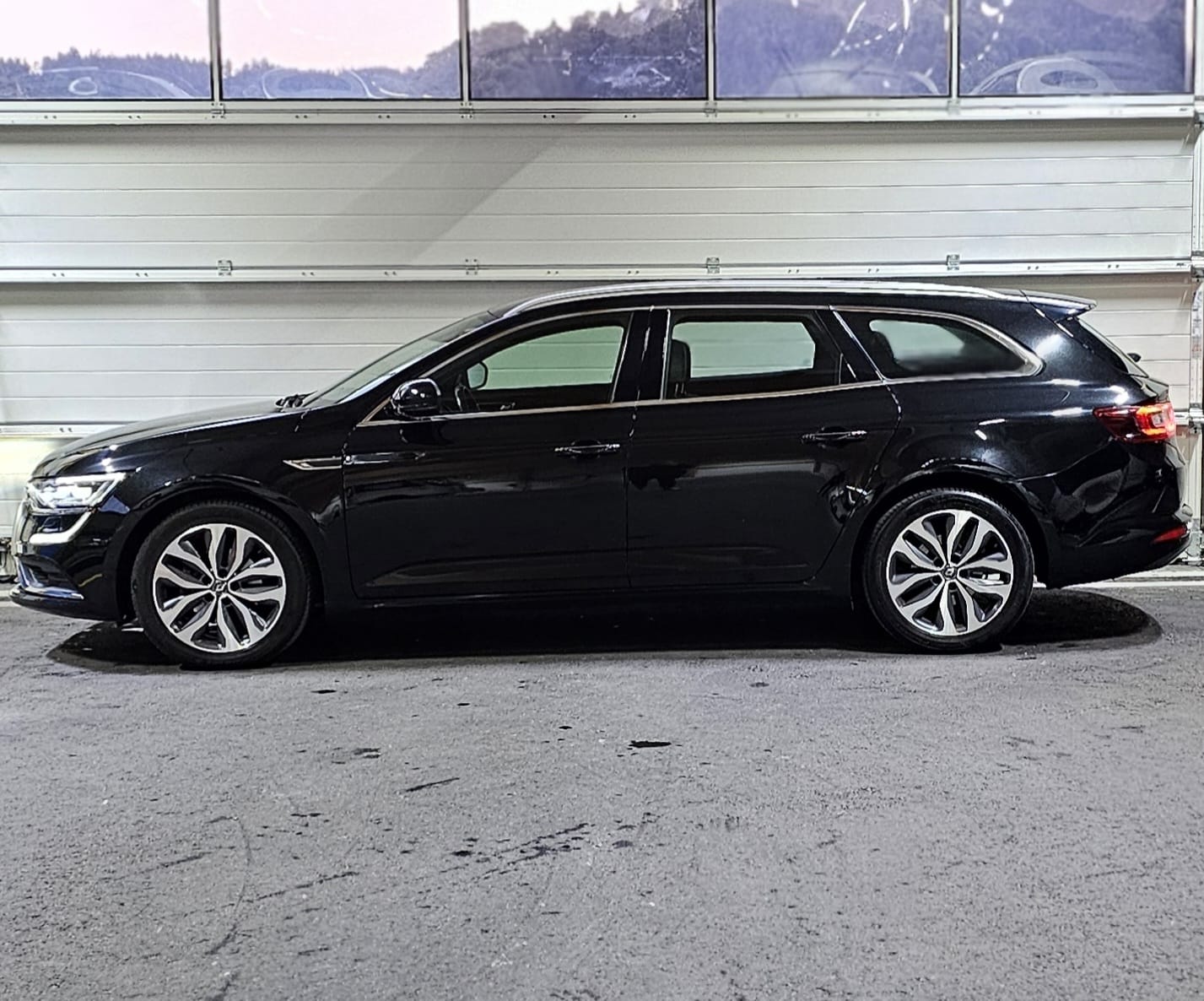 RENAULT Talisman Grandtour 1.3 TCe Business EDC-showroom-element-1