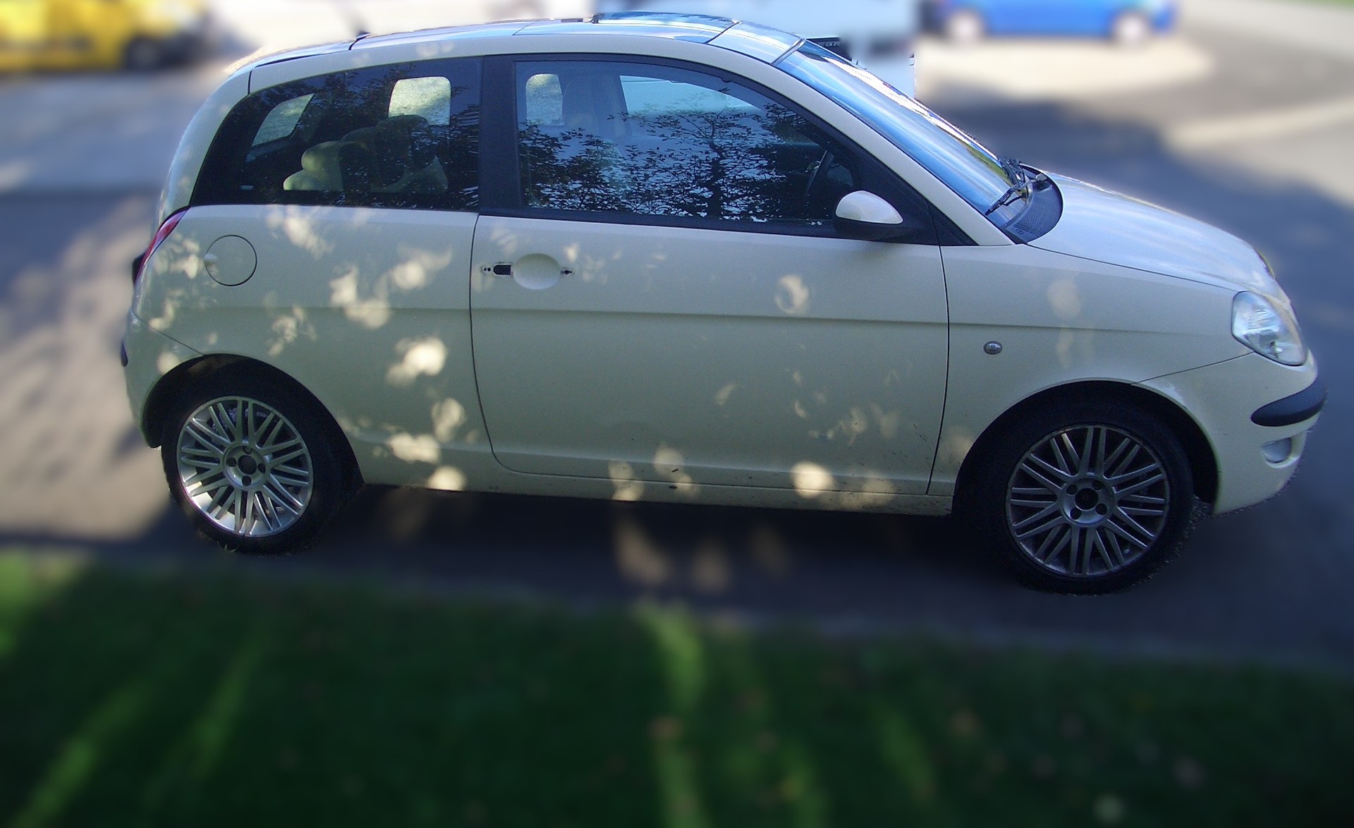 LANCIA Ypsilon 1.4 16V Platino-image-6