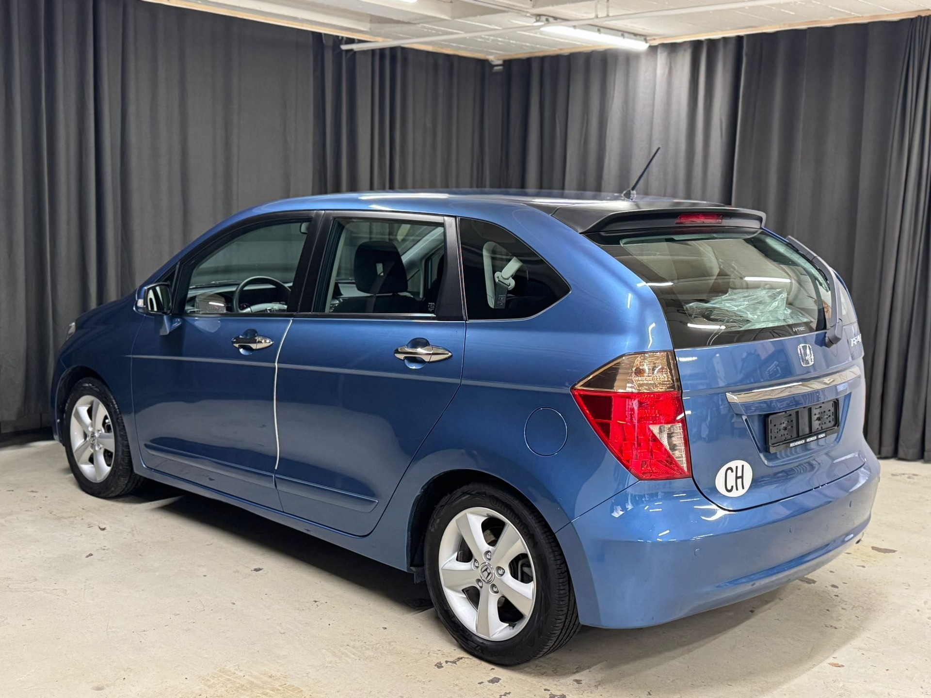 HONDA FR-V 1.8i Swiss Automatic-image-4