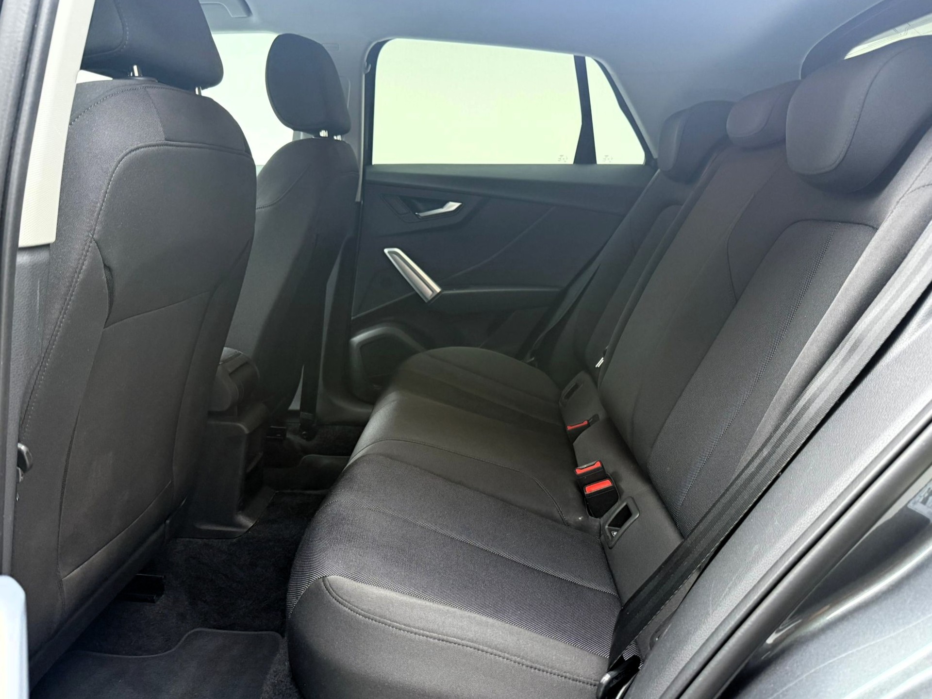 AUDI Q2 35 TFSI S line S-tronic-image-13