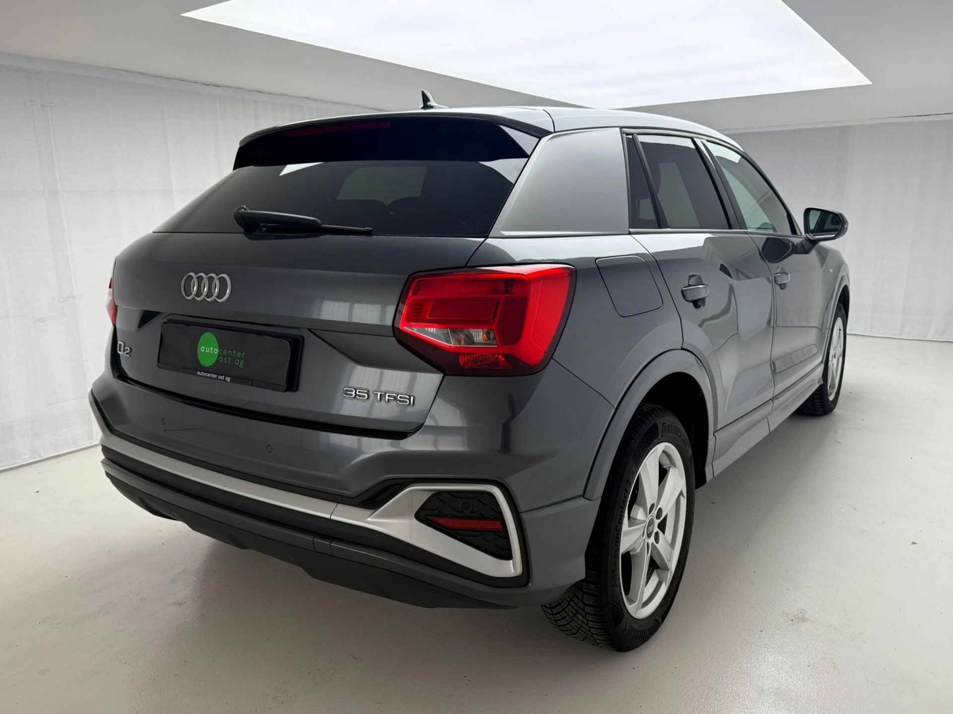 AUDI Q2 35 TFSI S line S-tronic-showroom-element-3