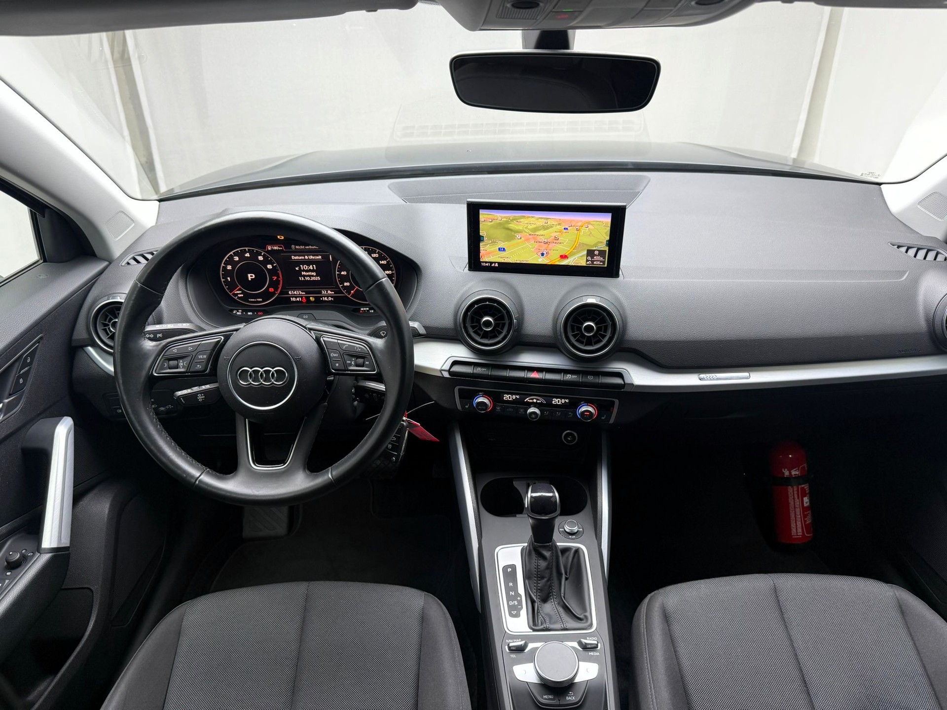 AUDI Q2 35 TFSI S line S-tronic-image-14