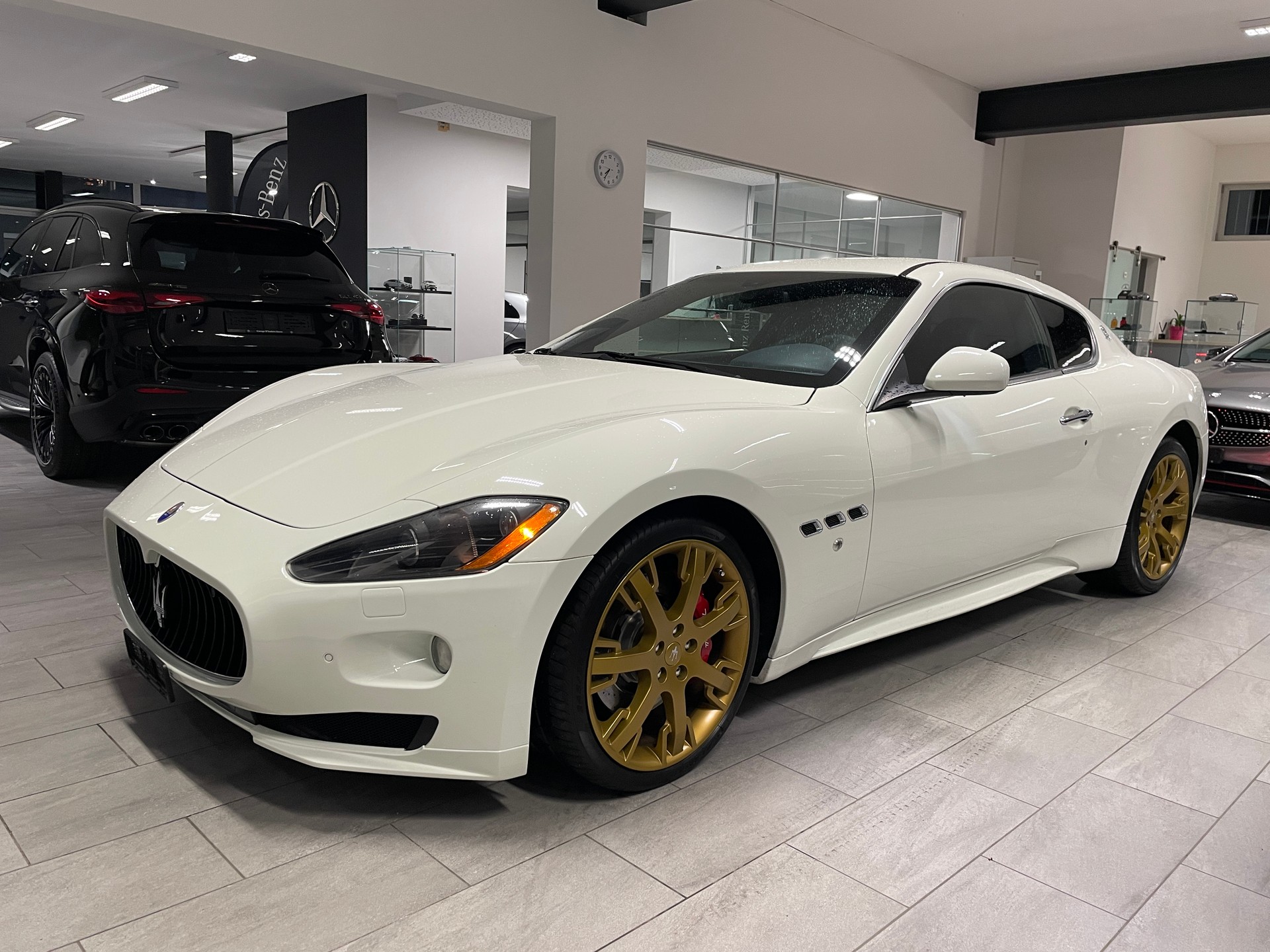 MASERATI GranTurismo S Cambiocorsa-showroom-element-1