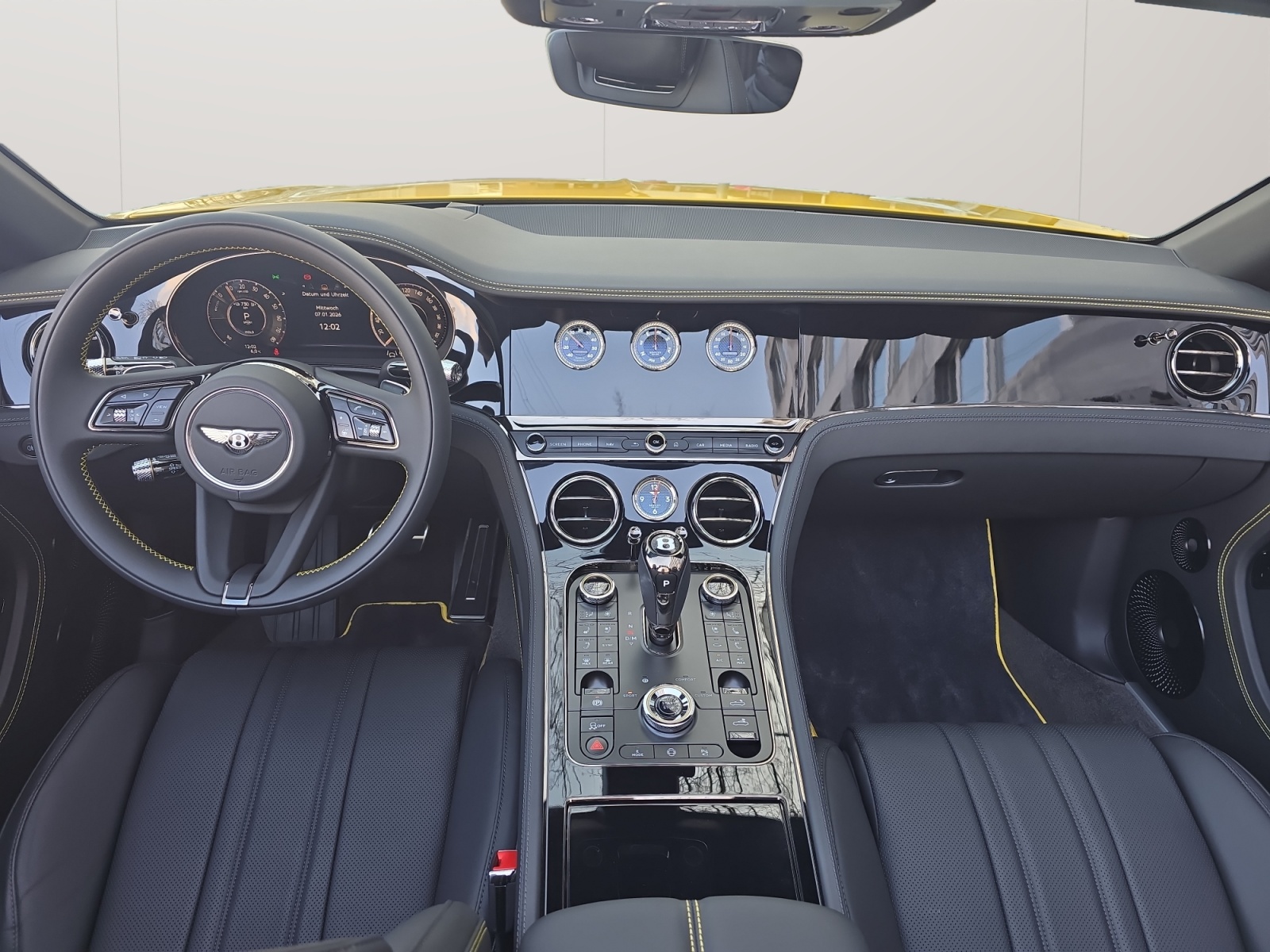 BENTLEY Continental GTC 4.0 V8 PHEV Black Edition 680 PS/ 1.9 % Leasing möglich-image-8