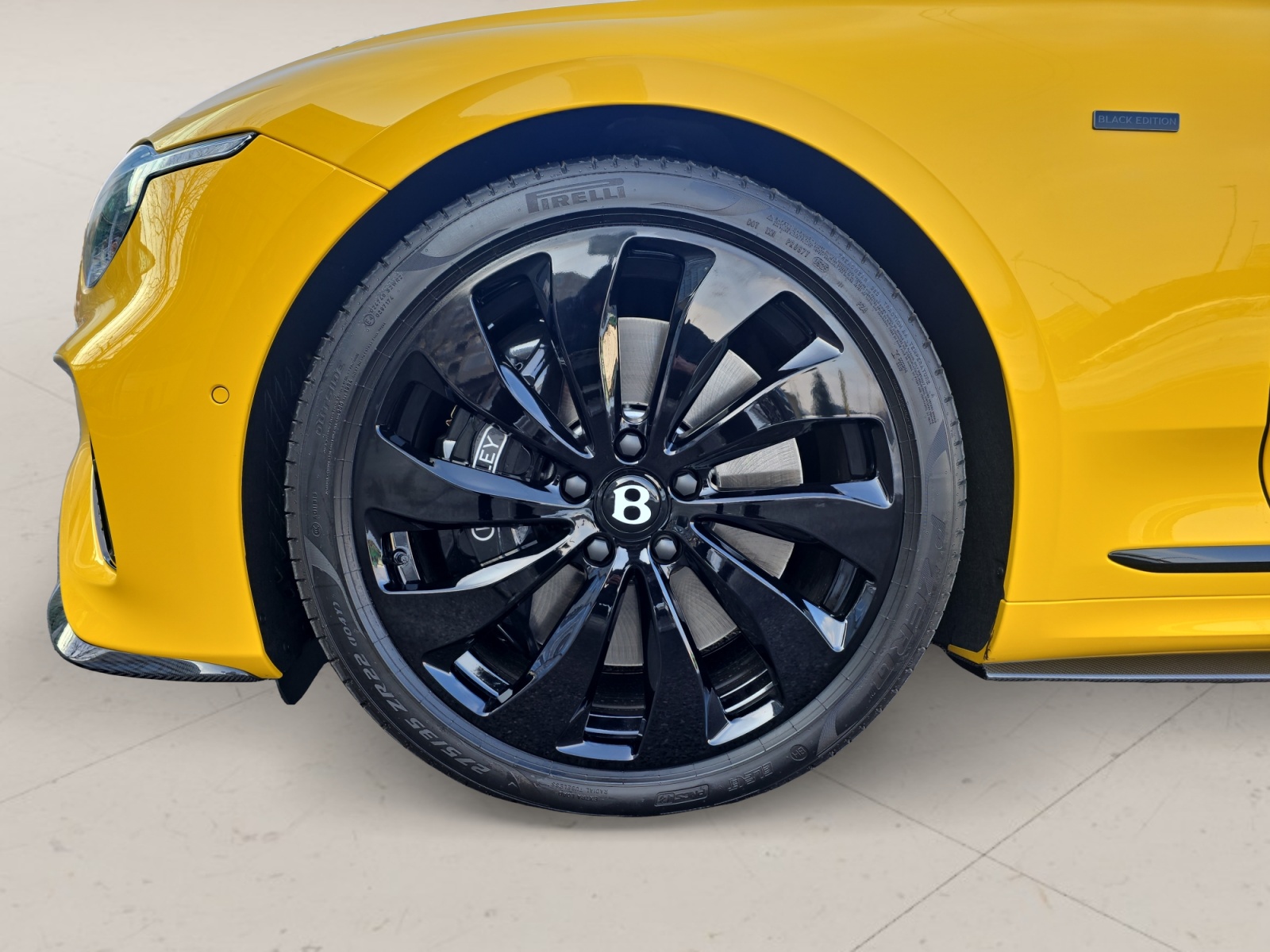 BENTLEY Continental GTC 4.0 V8 PHEV Black Edition 680 PS/ 1.9 % Leasing möglich-image-19