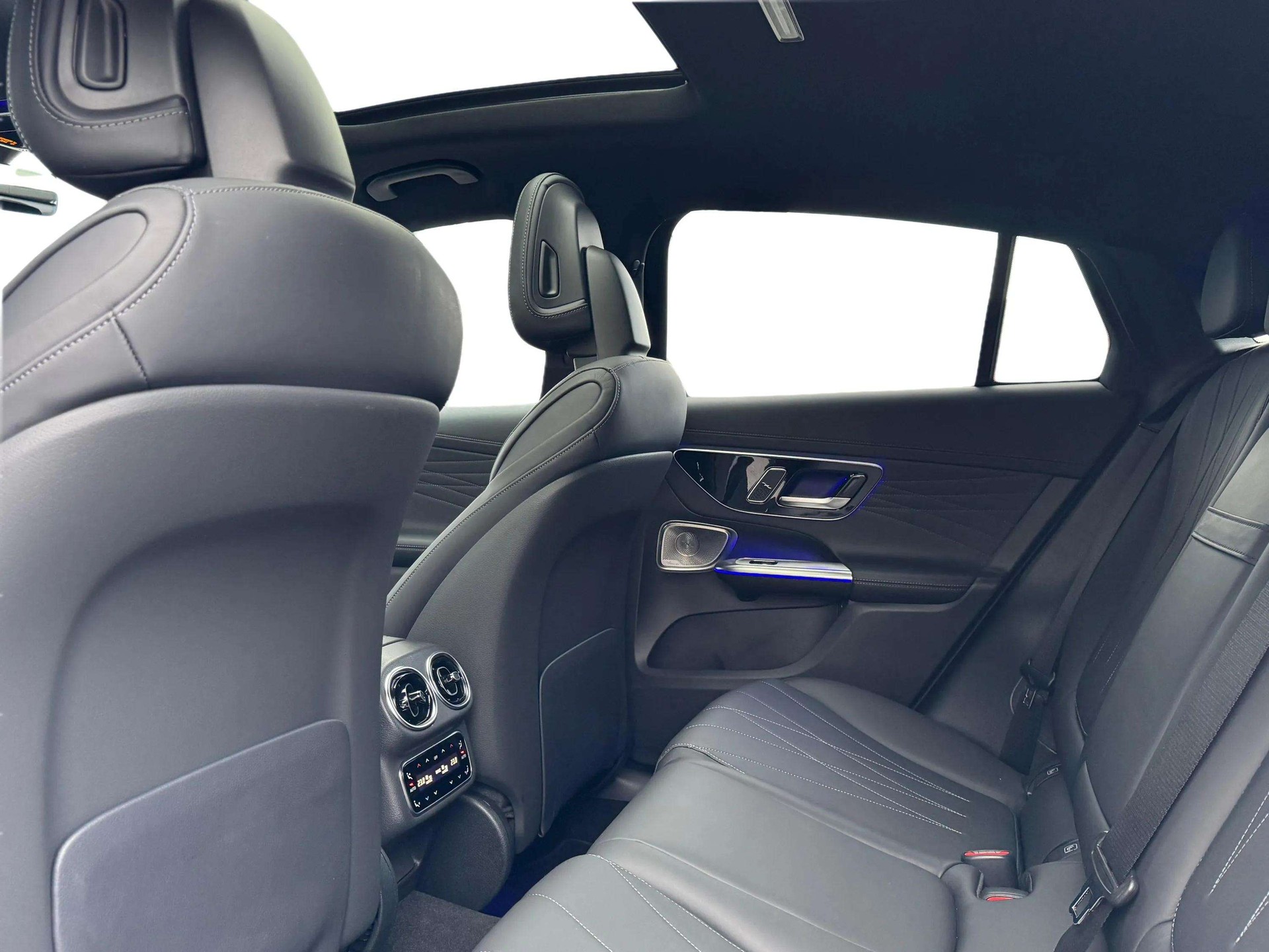 MERCEDES-BENZ GLC Coupé 200 4Matic 9G-Tronic-image-15