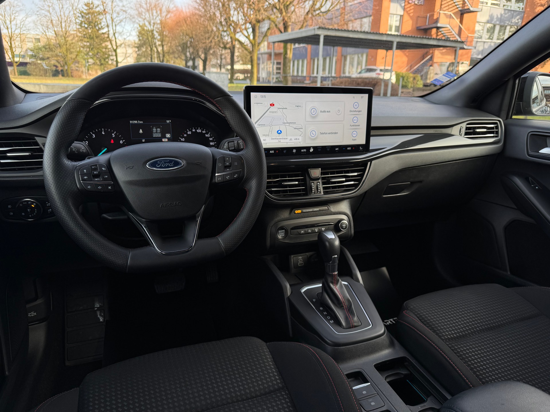 FORD Focus 1.0 MHEV ST-Line Vignale Automat-image-11