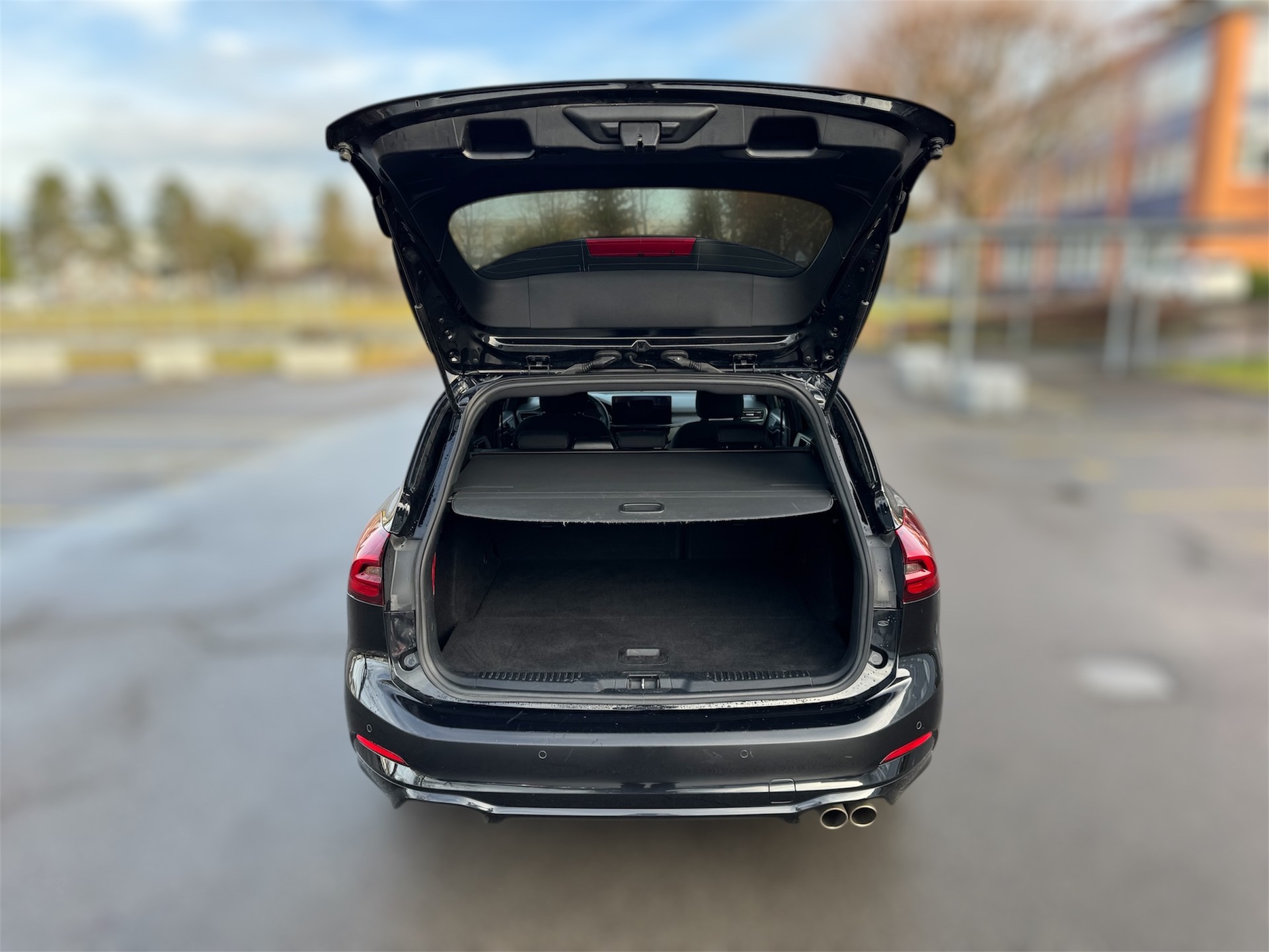 FORD Focus 1.0 MHEV ST-Line Vignale Automat-image-5