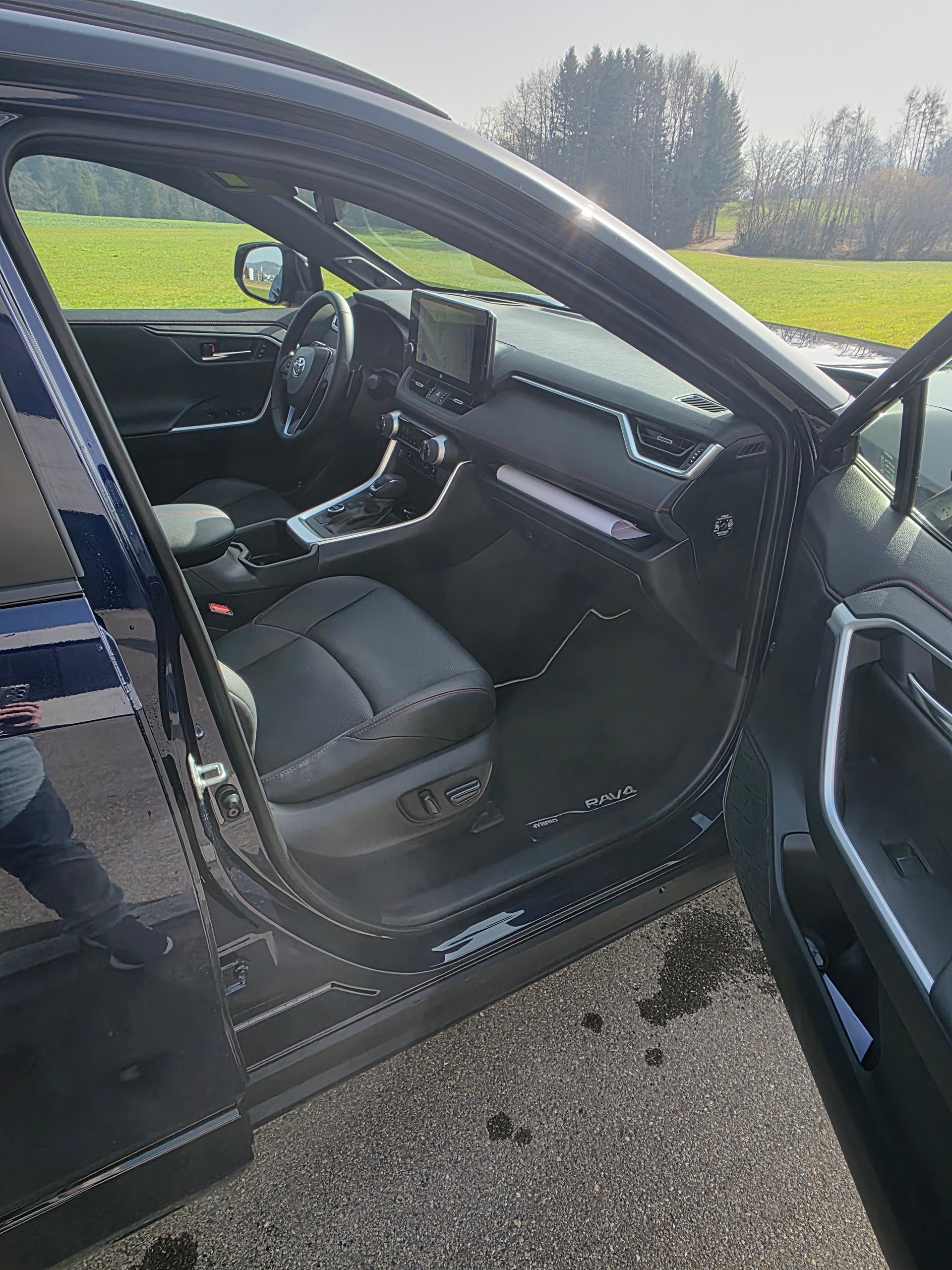 TOYOTA RAV-4 2.5 PHEV Platinum e-CVT 4WD-image-5