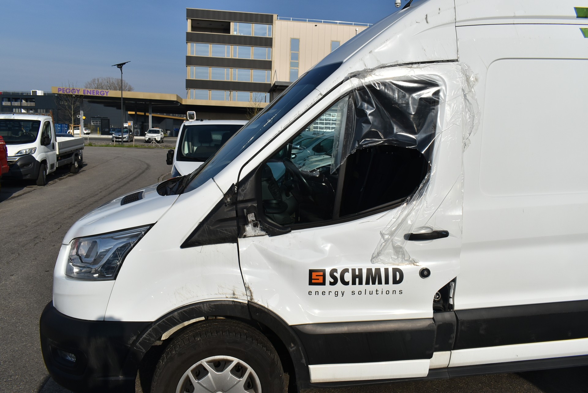 FORD Transit Van 350 L3 Basis 2.0 TDCi 170 RWD-image-10