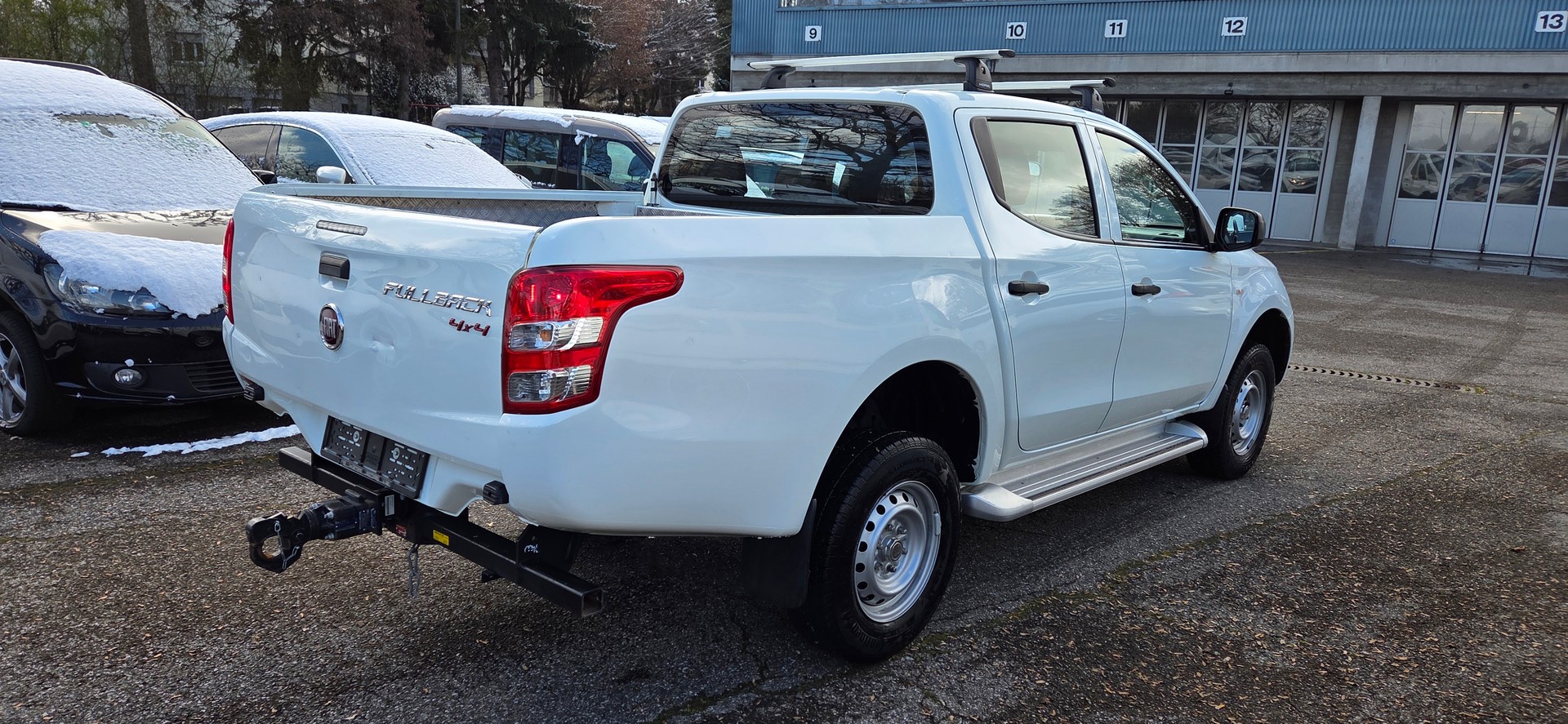 FIAT Fullback SX 2.4 MJ DC Primo 4WD. by Mitsubishi L200-image-3