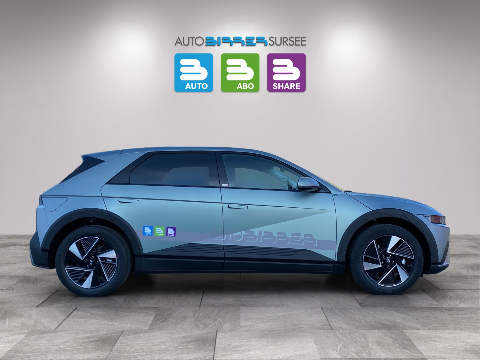 HYUNDAI Ioniq 5 Amplia 4WD-showroom-element-3